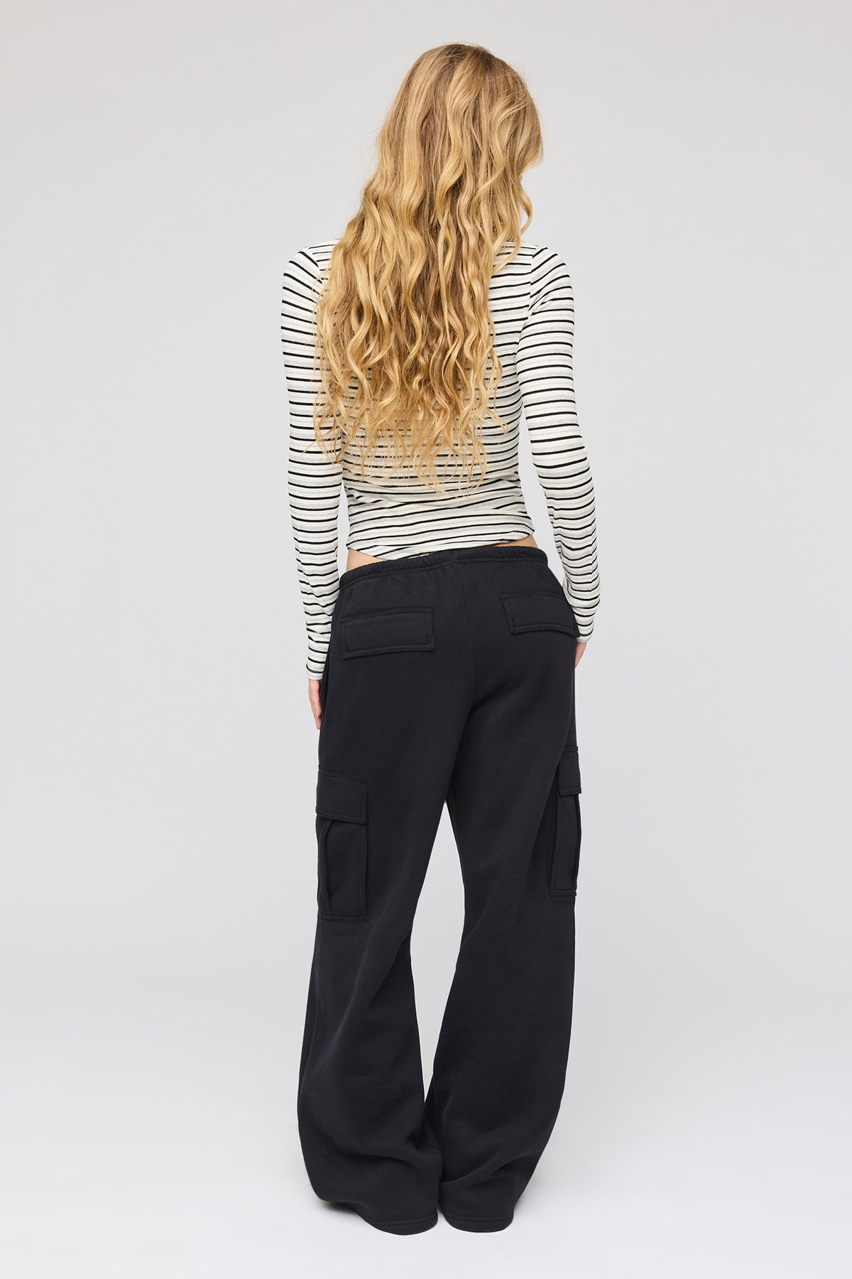 Alt View 3. Luxe Fleece Cargo Sweatpant - Black