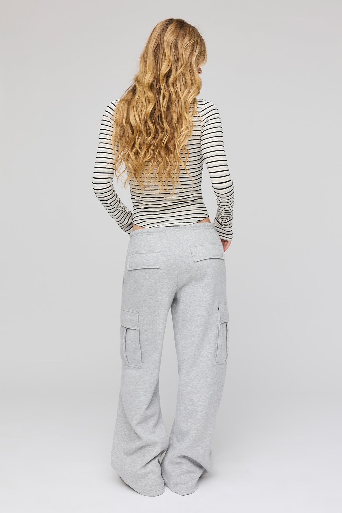 Vue alternative 3. Pantalon d'entraînement cargo en molleton de luxe