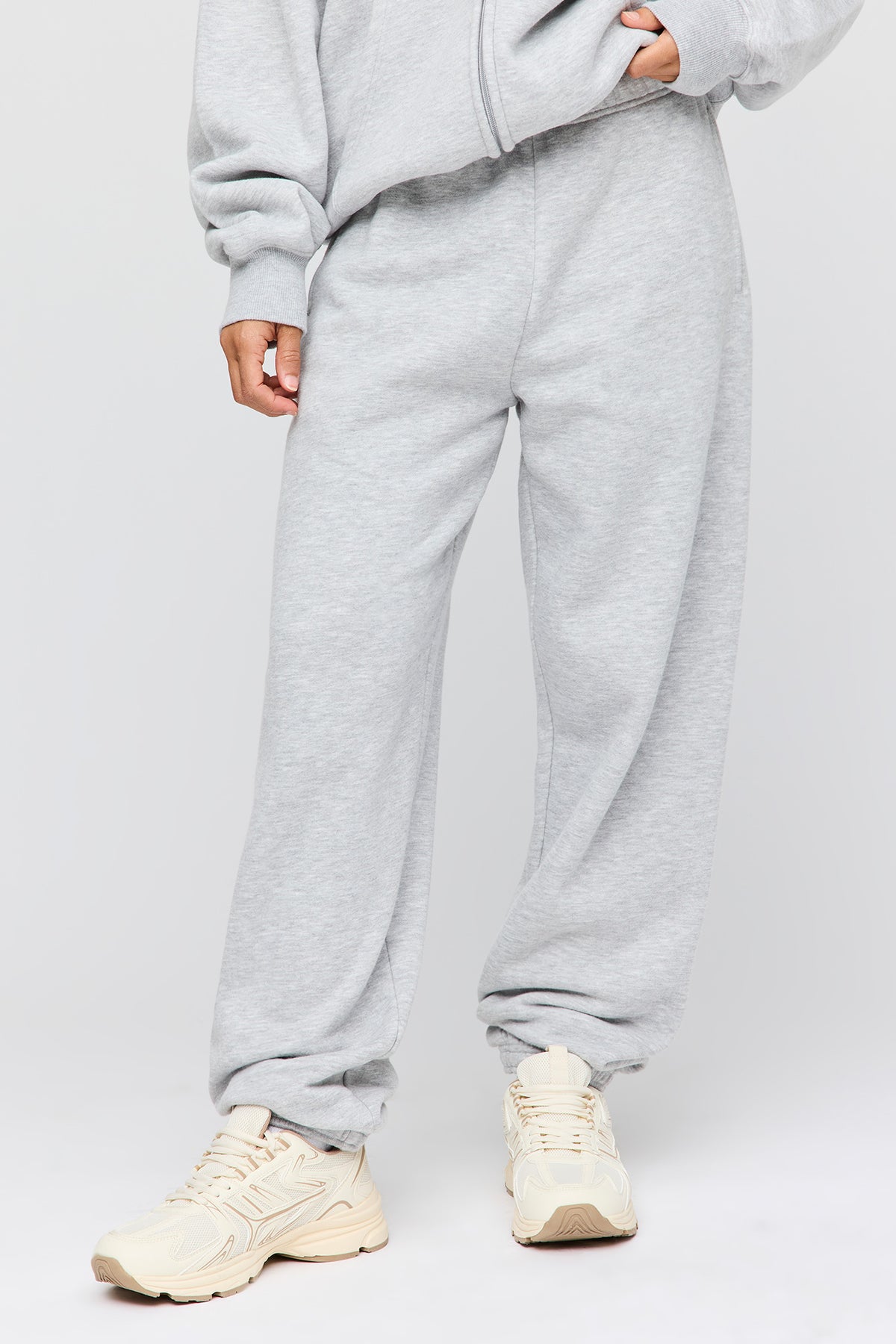 Vue alternative 2. Jogger en molleton de qualité Grand