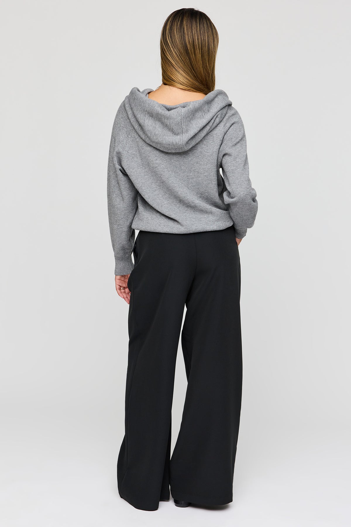 Alt View 3. Low Rise Wide Leg Dress Pant - Black