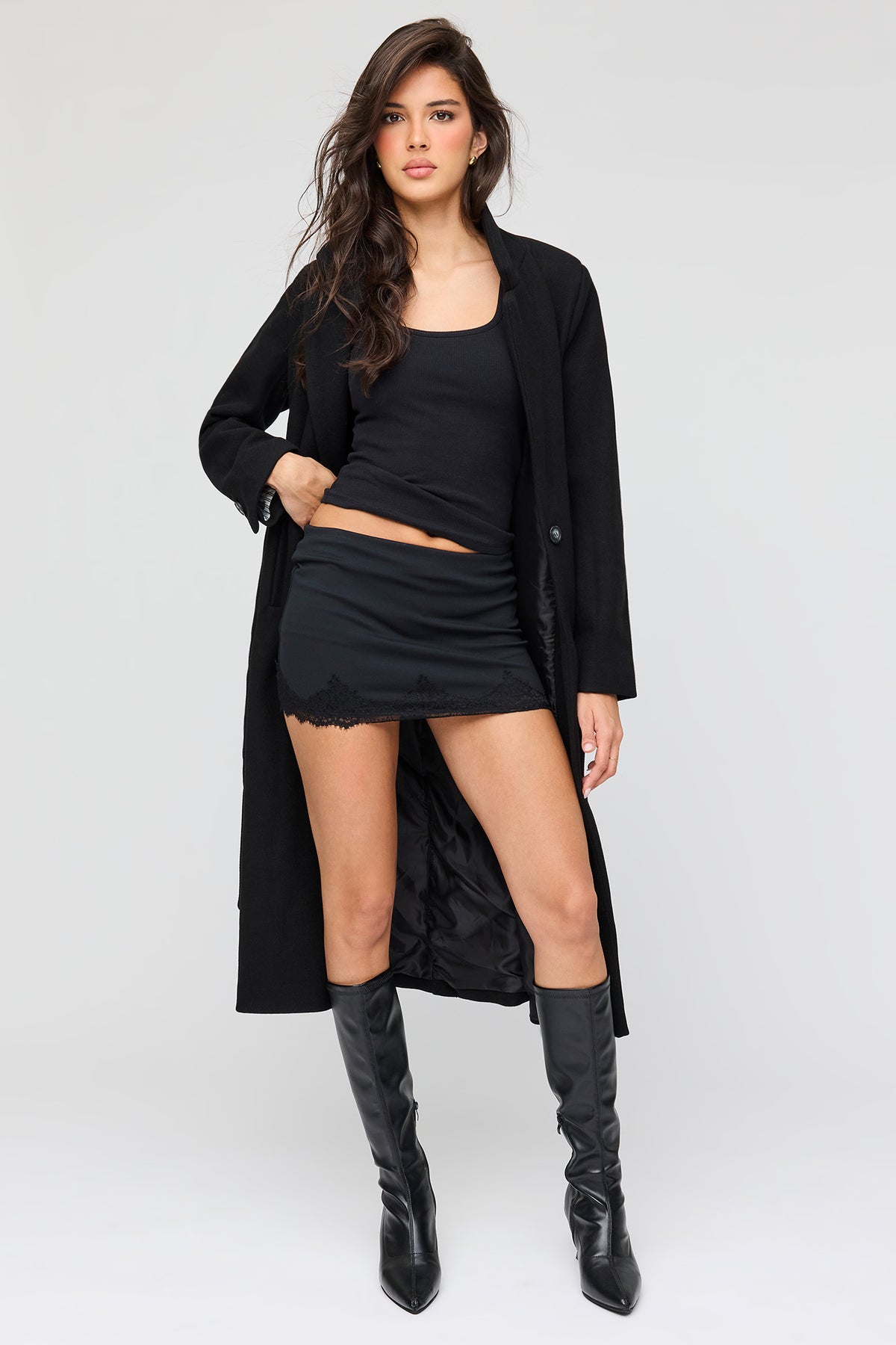 Alt View 3. Lace Trim Mini Skort - Black