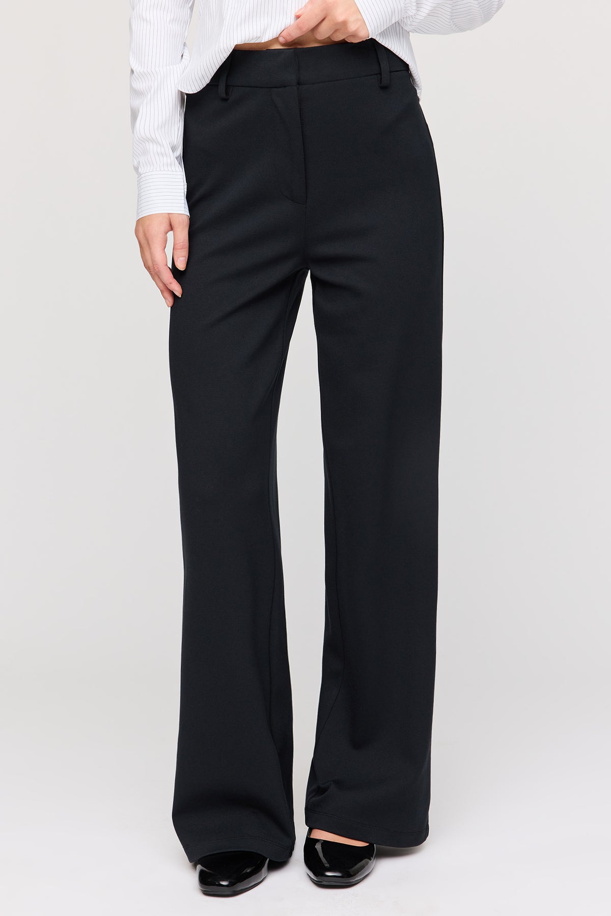 Vue alternative 2. Pantalon habillé mi-taille à jambe droite