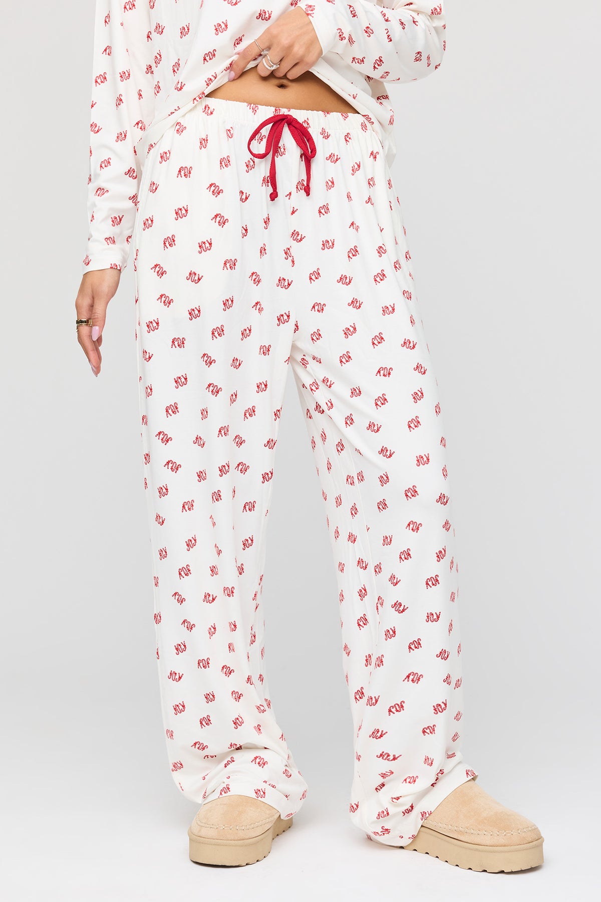 Alt View 3. Long Sleeve Top & Pant Pajama Set - White