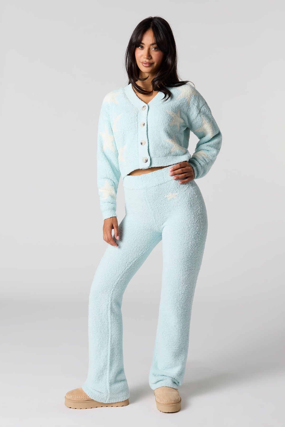 Vue alternative 3. Cardigan boutonné en tricot jacquard