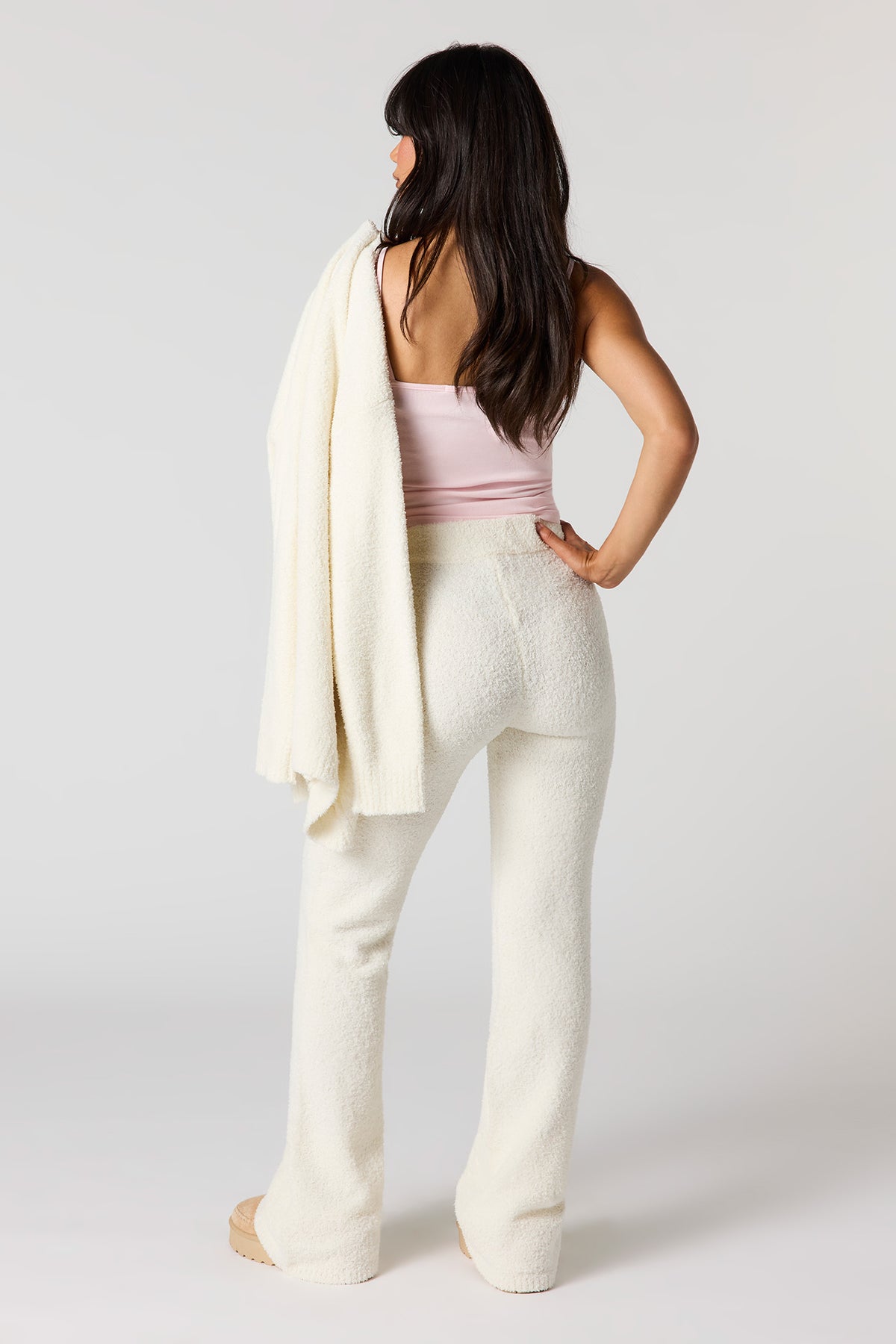 Vue alternative 3. Pantalon d'entraînement à jambe large en tricot