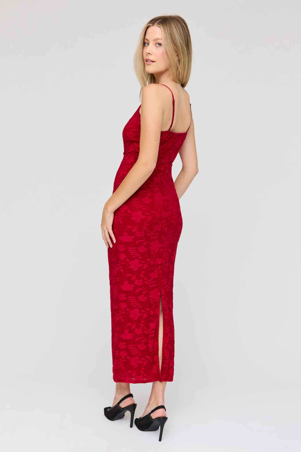 Vue alternative 3. Robe midi en filet avec liséré de dentelle