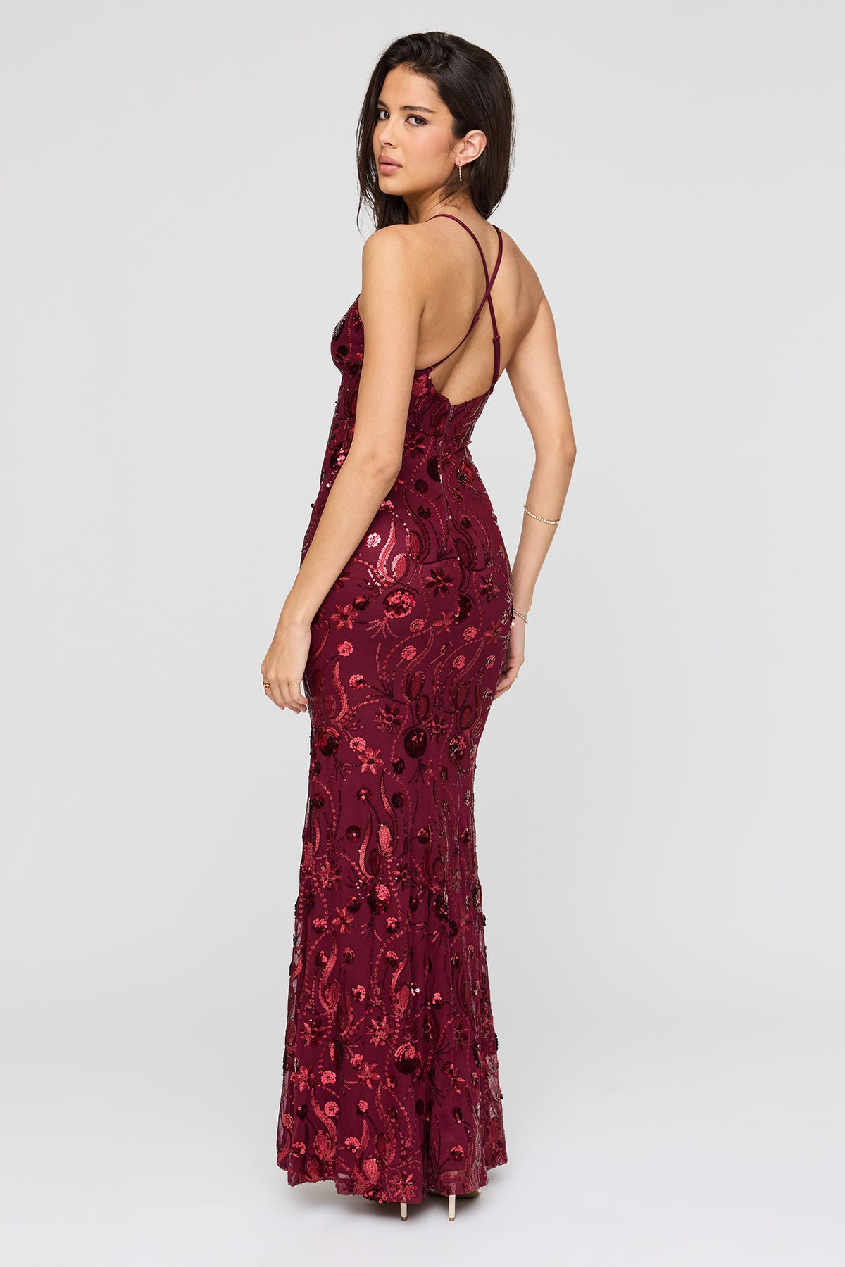 Vue alternative 3. Robe sirène en filet à paillettes