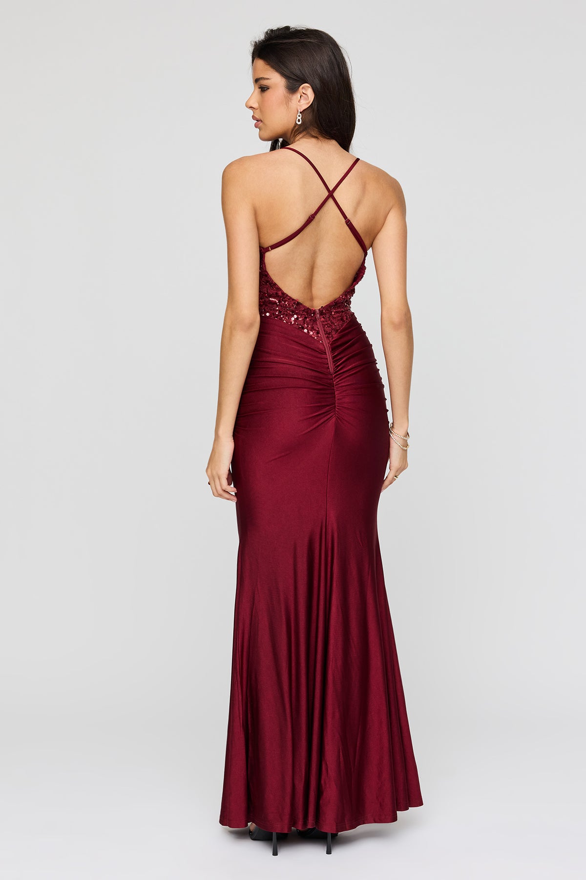 Vue alternative 3. Robe sirène ruchée à paillettes