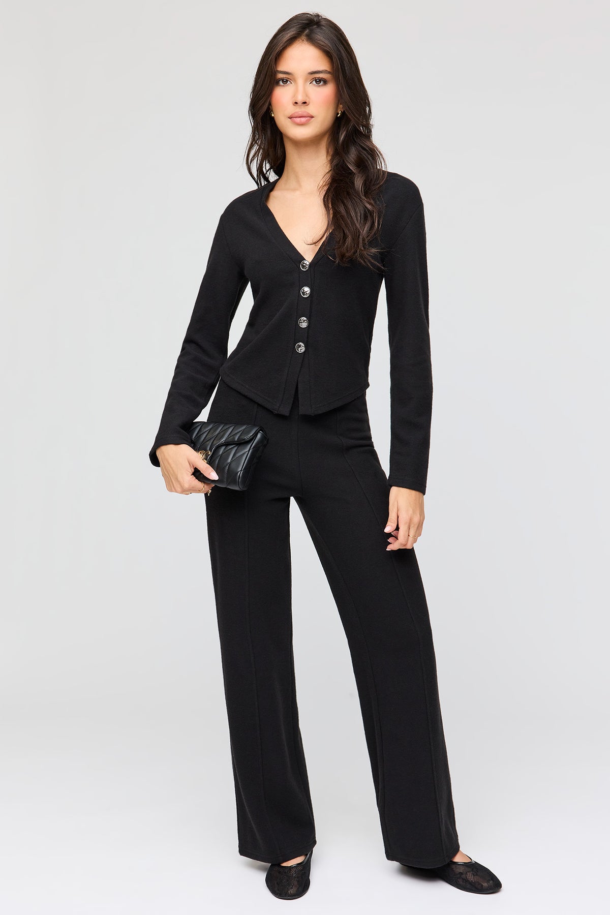 Vue alternative 3. Cardigan boutonné en tricot pelucheux