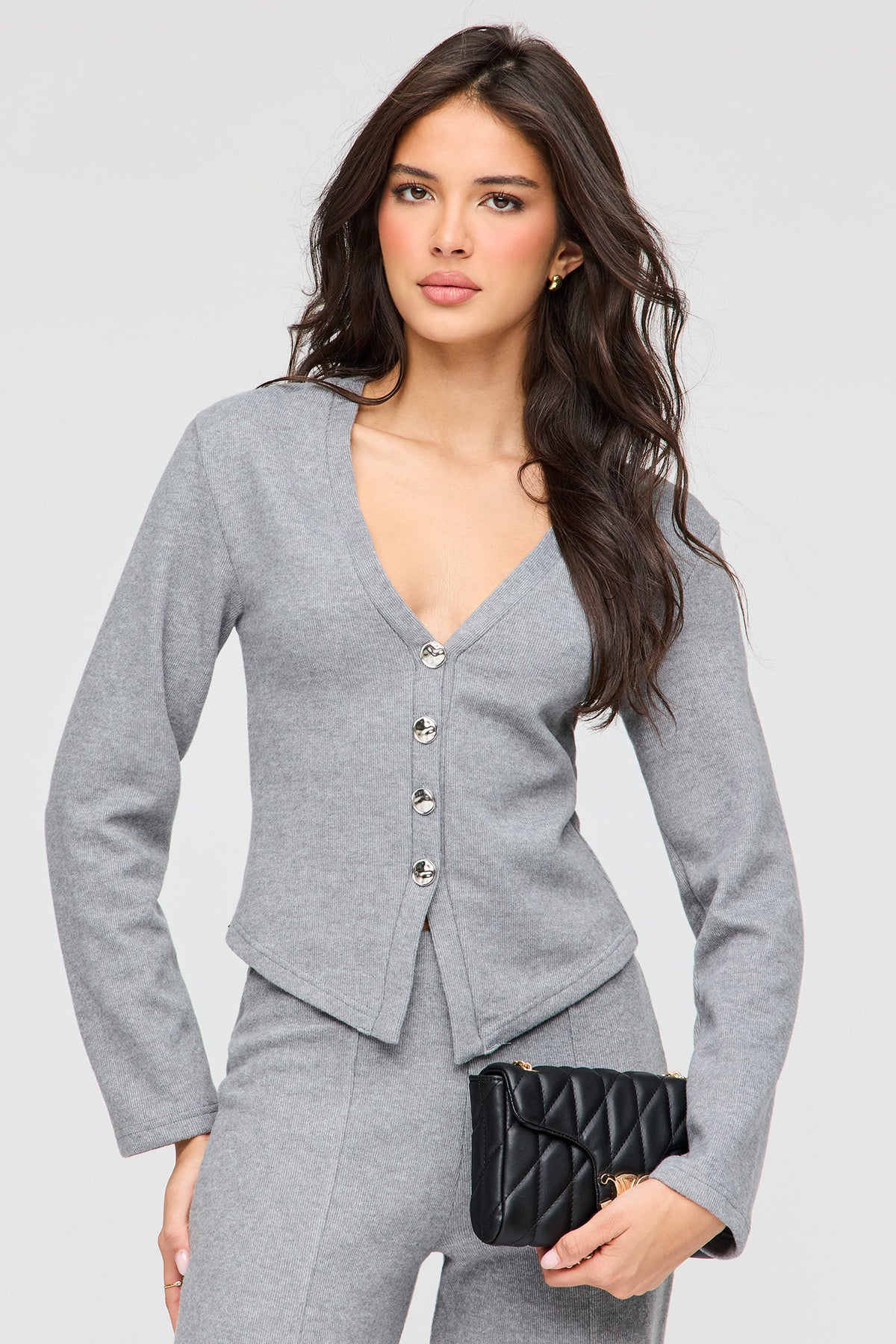 Cardigan boutonné en tricot pelucheux