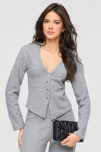 Cardigan boutonné en tricot pelucheux