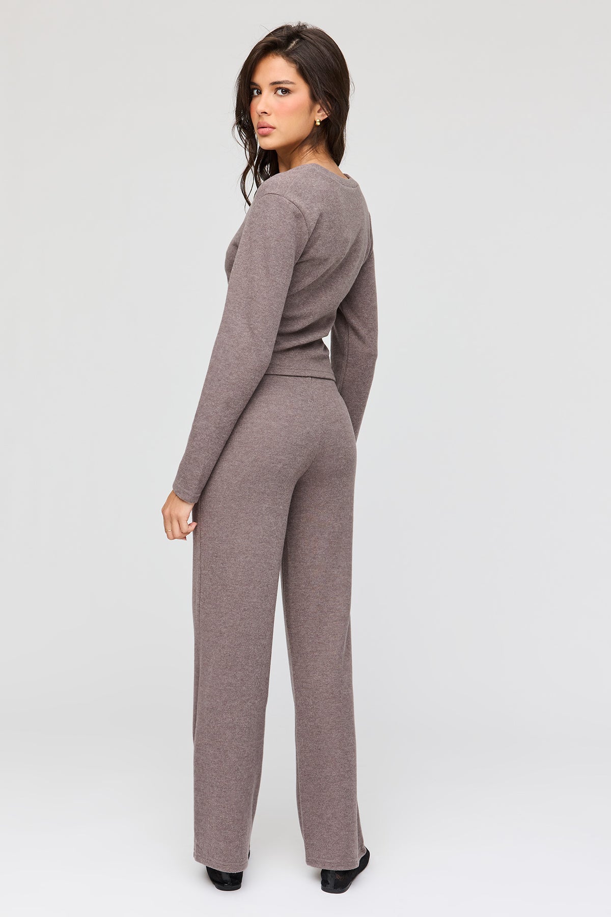 Vue alternative 3. Pantalon habillé à jamb droite en tricot pelucheux