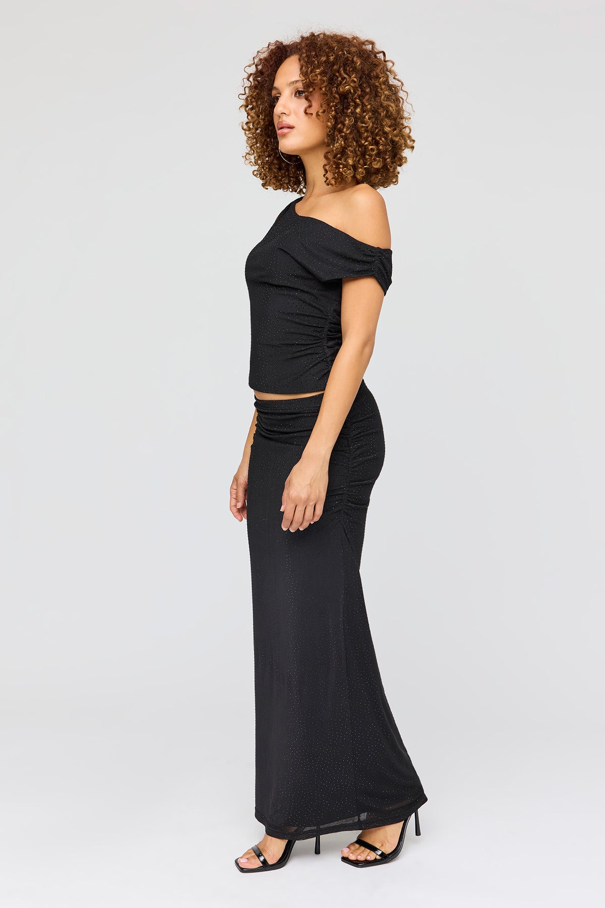 Vue alternative 3. Jupe maxi avec pierres du Rhin