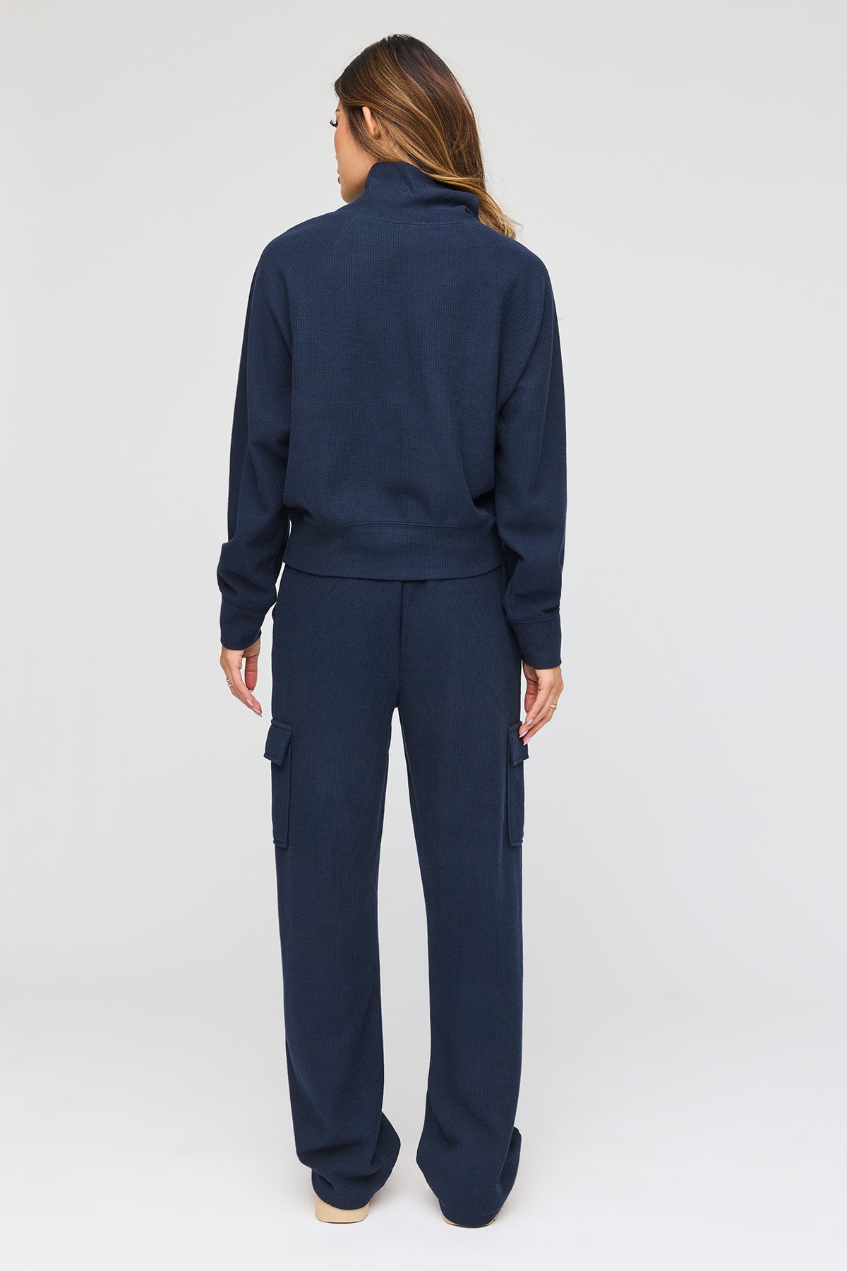Alt View 3. Waffle Knit Cargo Sweatpant - Navy