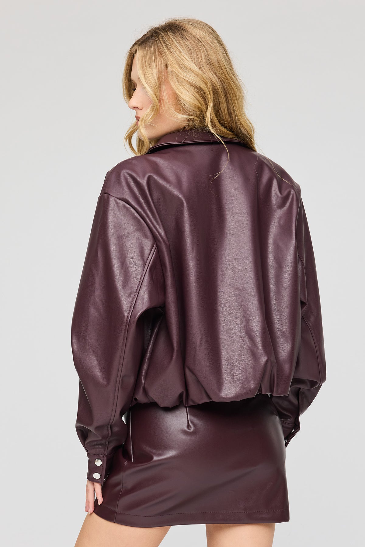 Alt View 3. Faux Leather Bomber Jacket - Burgundy