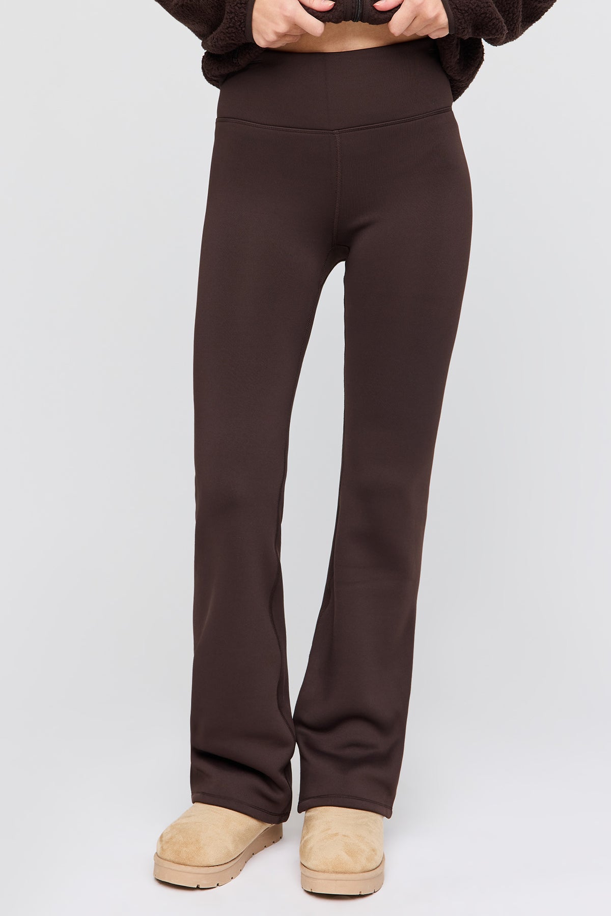 Vue alternative 2. Pantalon Active à jambe évasée doublé de molleton