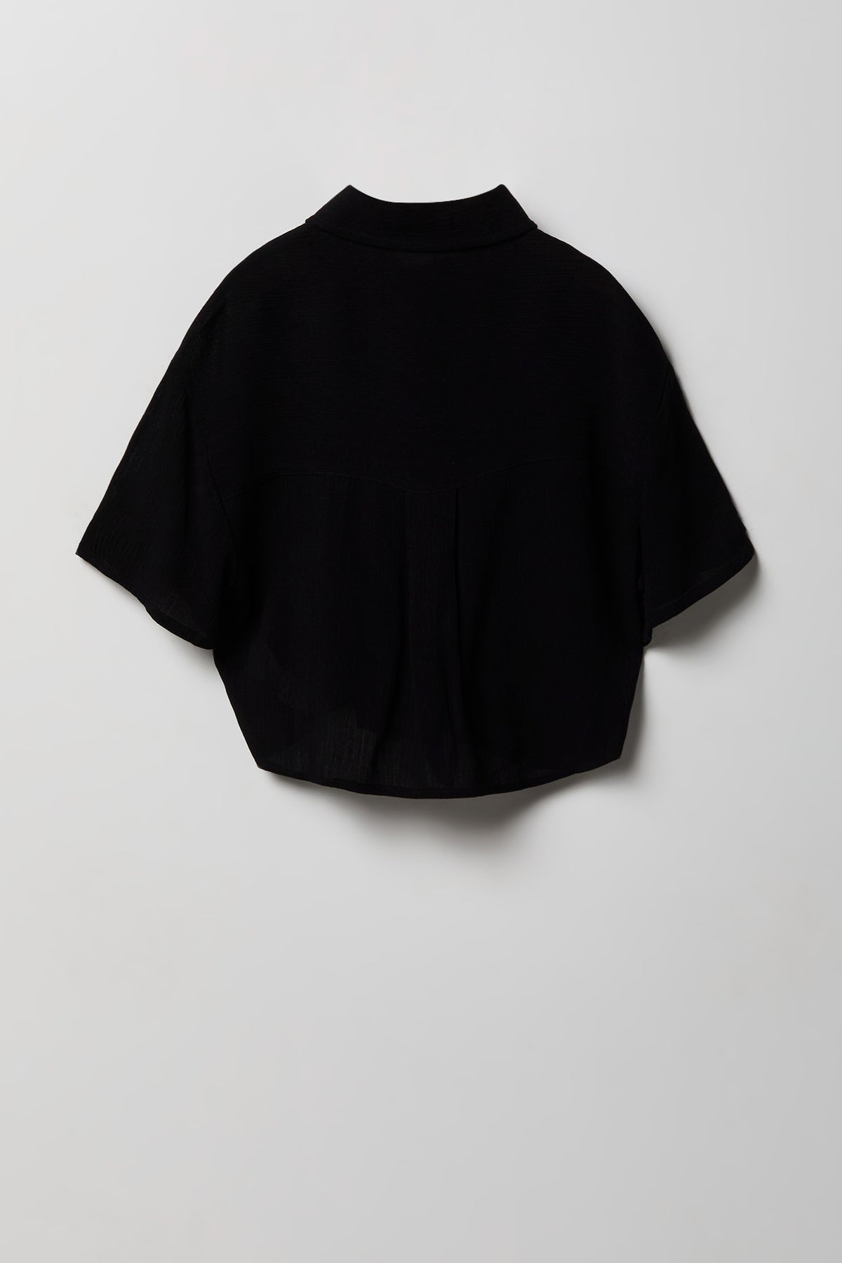 Vue alternative 2. Haut carré texturé avec attache pour fille