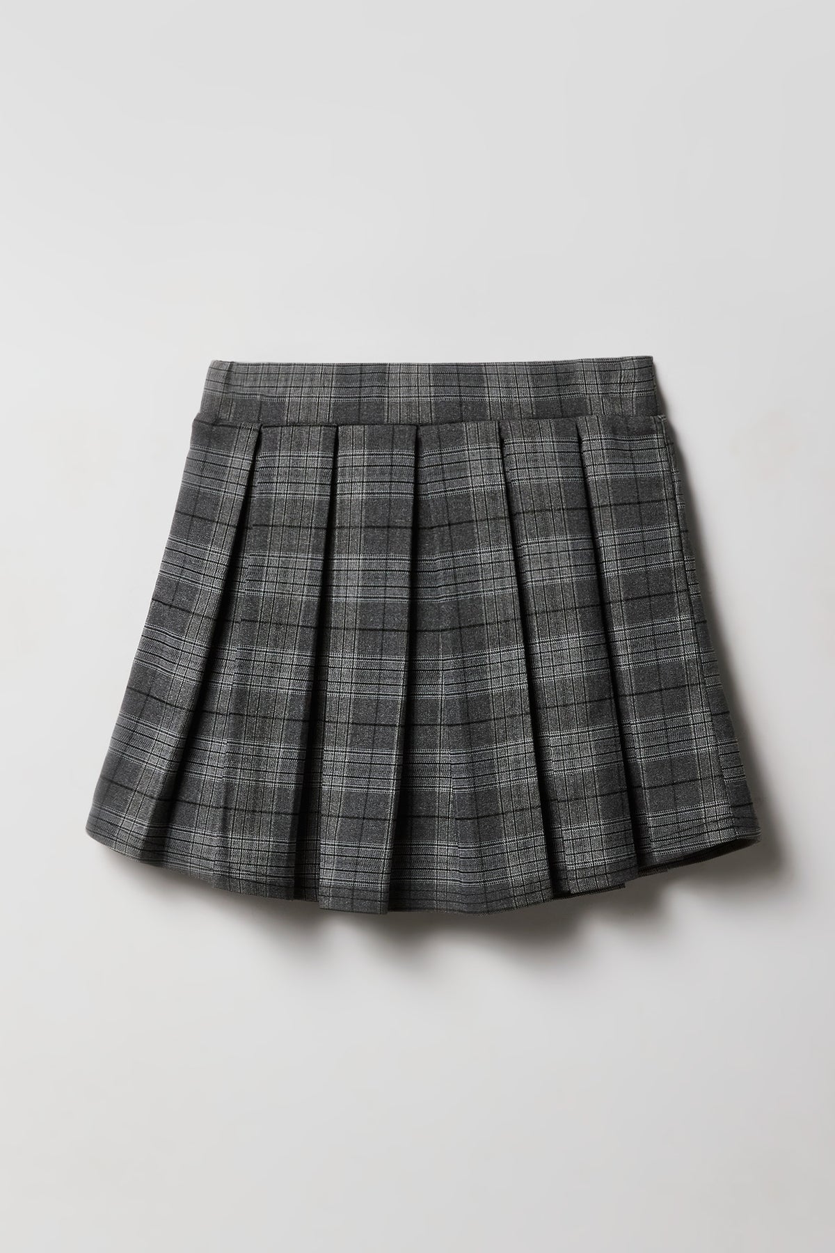 Alt View 2. Girls Pleated Skort - Plaid