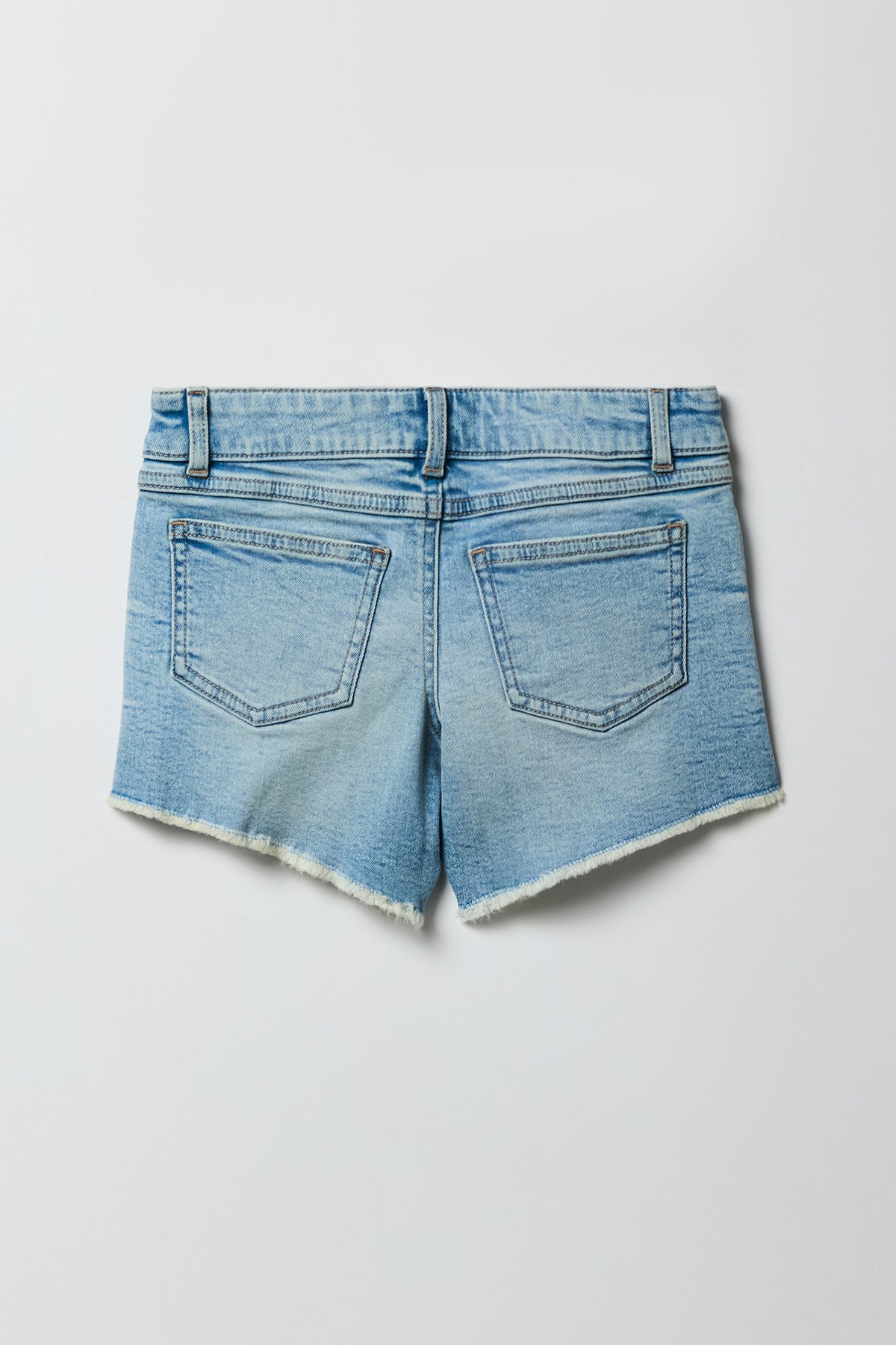 Vue alternative 2. Short midi en denim déchiré à taille basse pour fille