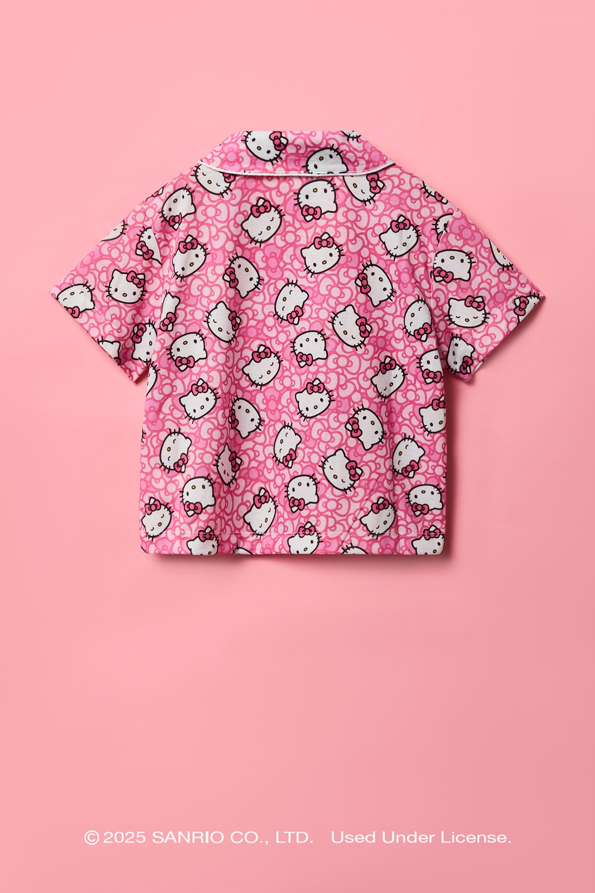 Alt View 3. Hello Kitty® Girls Button-Up Top & Pant Pajama Set - Pink