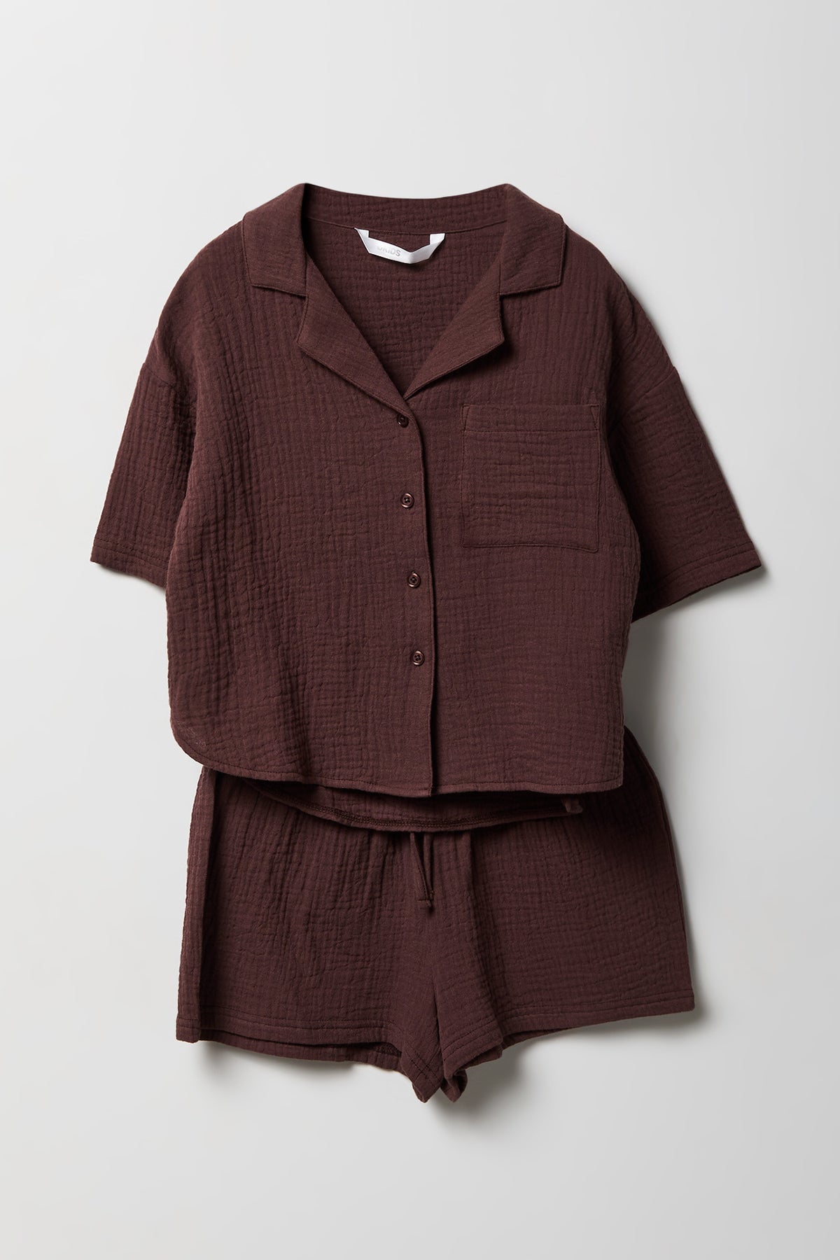 Ensemble avec haut boutonné en gaze et short pour fille