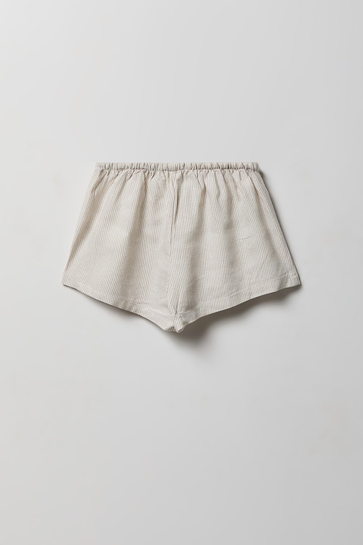 Alt View 2. Girls Linen-Blend Pinstriped Short - Tan