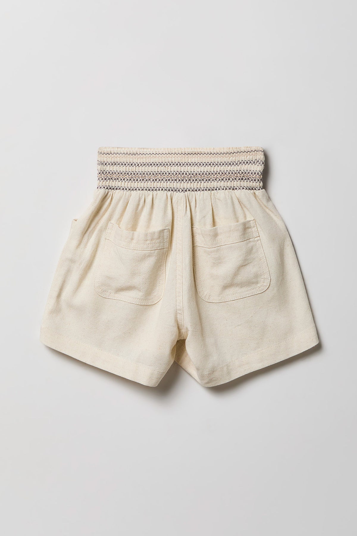 Alt View 2. Girls Linen-Blend Short - Tan