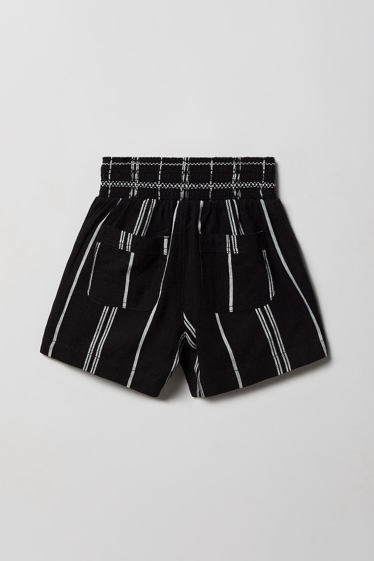 Alt View 2. Girls Linen-Blend Short - Black with White