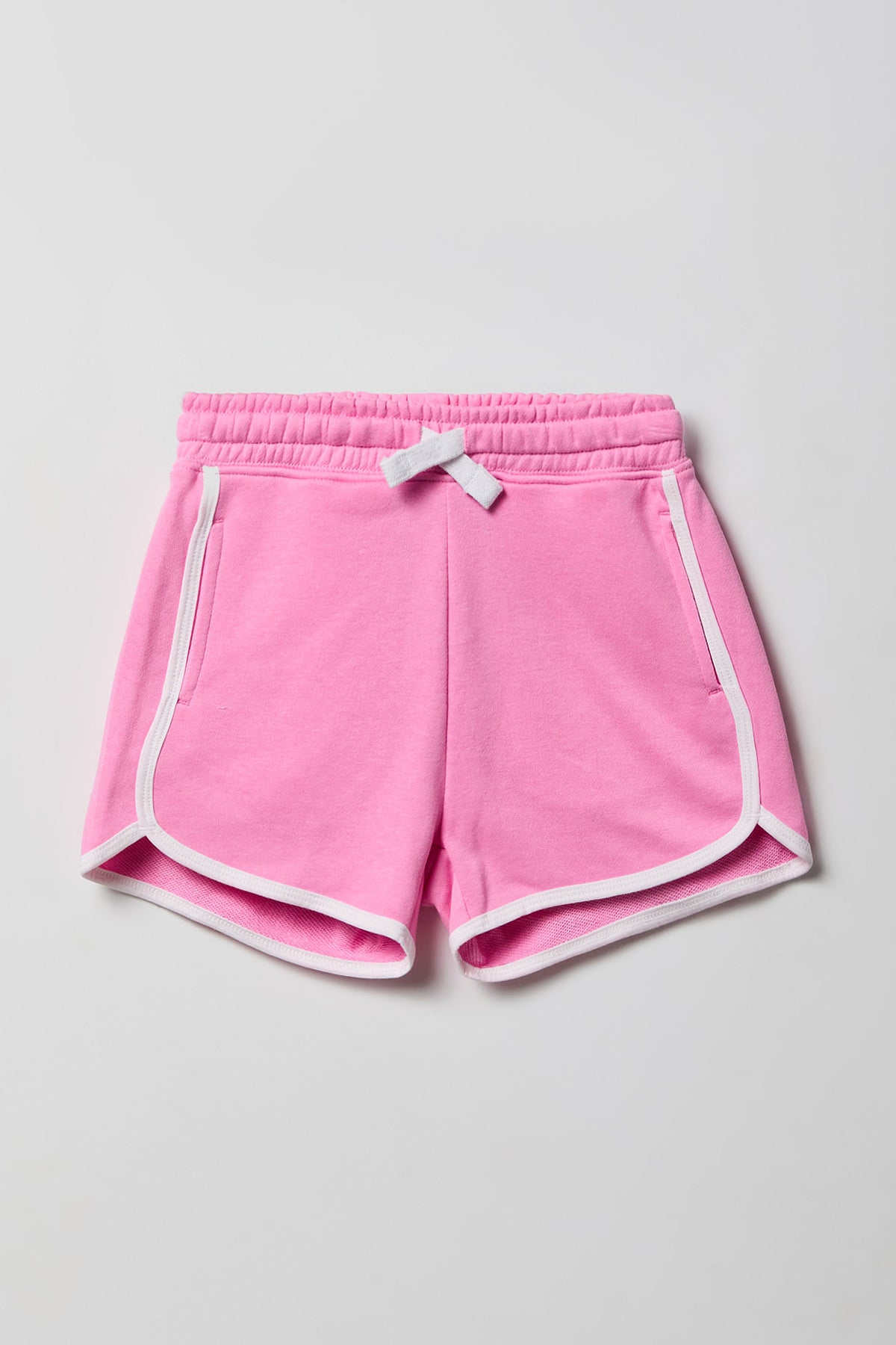 Short en tissu bouclé de luxe avec ourlet arrondi pour fille