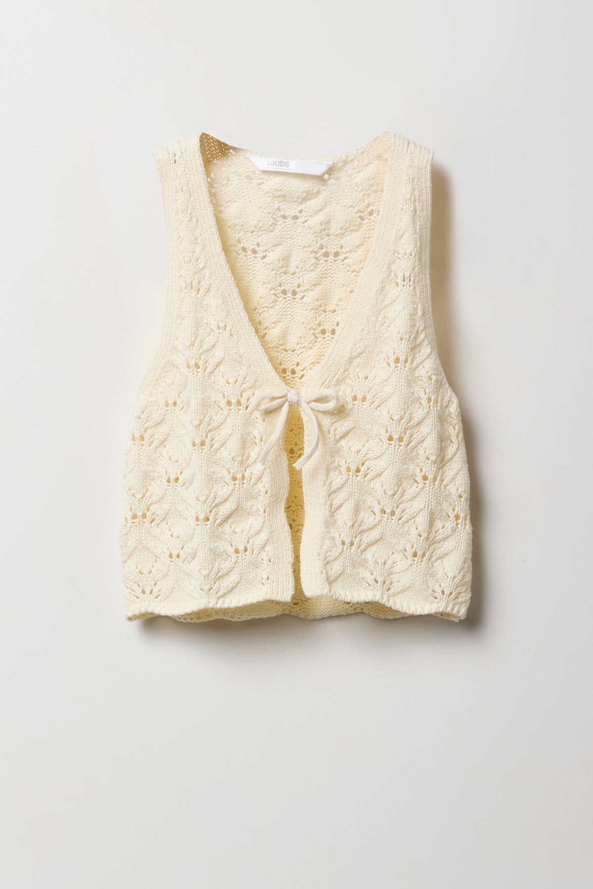 Veste crochetée avec attache pour fille