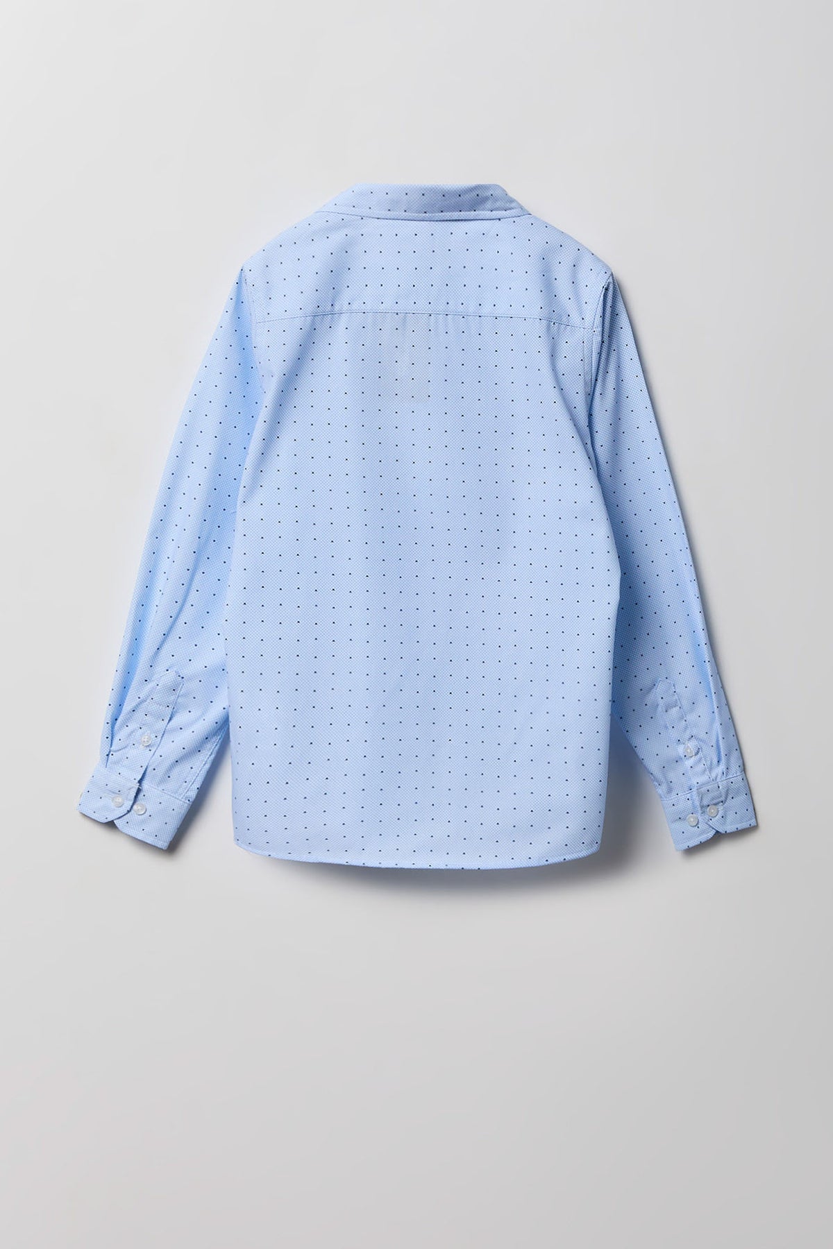 Vue alternative 2. Chemise habillée pour garçon