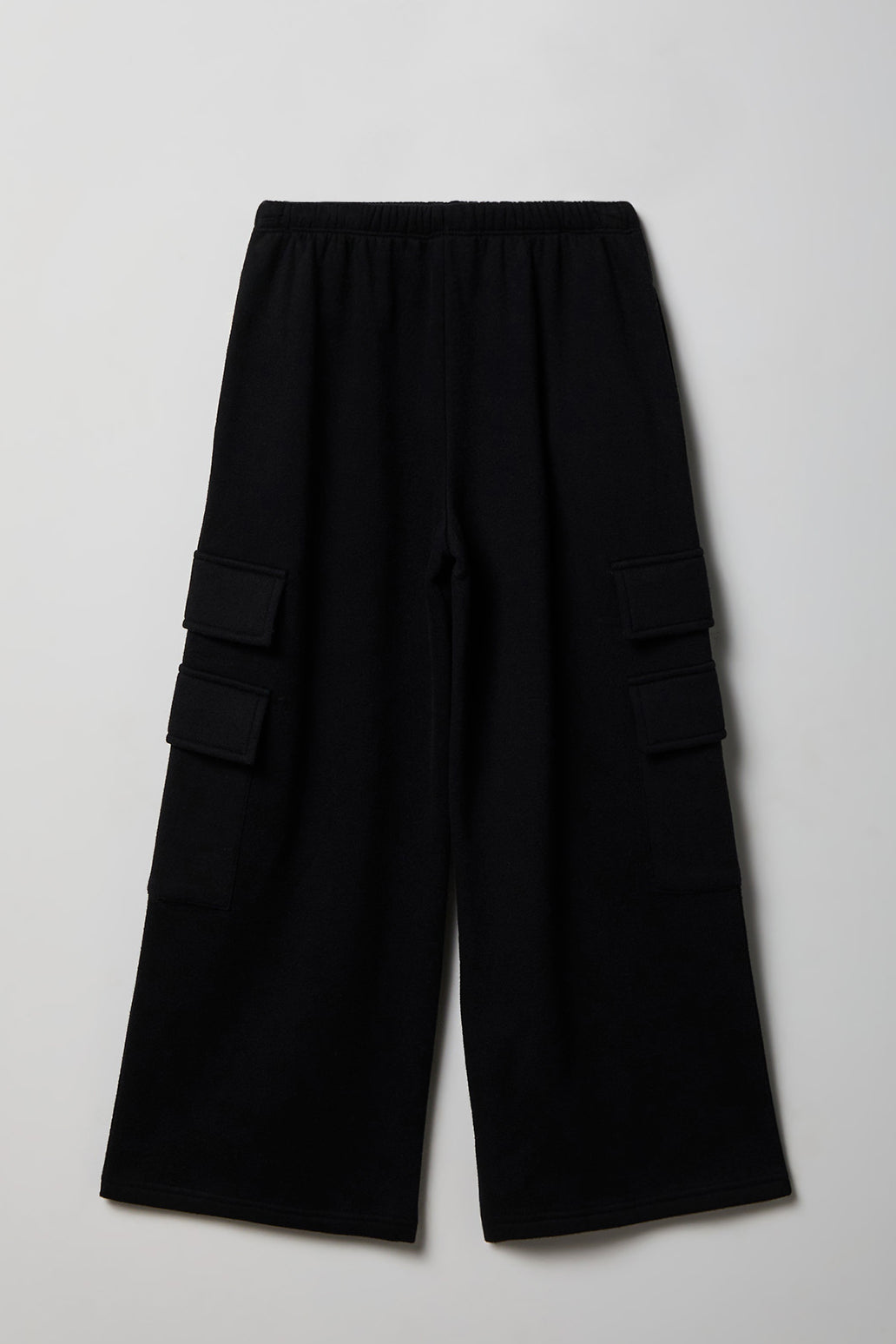 Alt View 2. Girls Wide Leg Cargo Fleece Sweatpant - Black