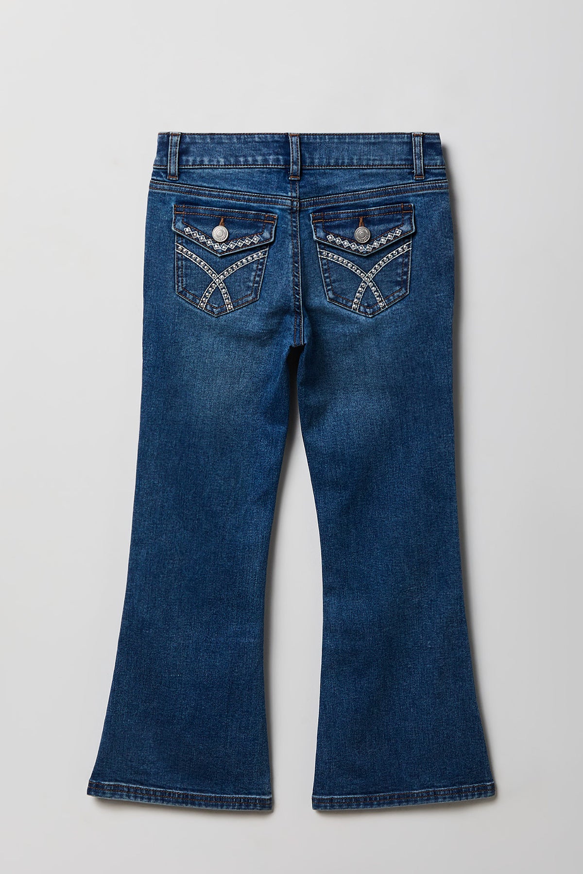 Vue alternative 2. Jean mi-taille à jambe évasée avec poches cloutées pour fille