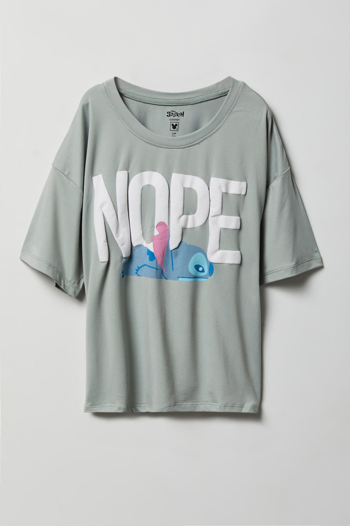 Vue alternative 2. Ensemble pyjama avec t-shirt à imprimé Stitch et short pour fille