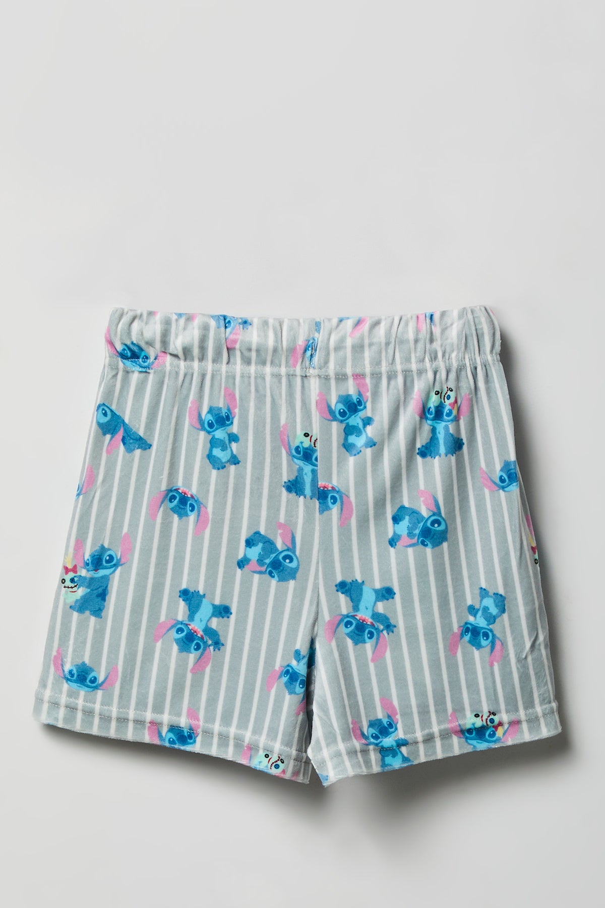 Vue alternative 5. Ensemble pyjama avec t-shirt à imprimé Stitch et short pour fille