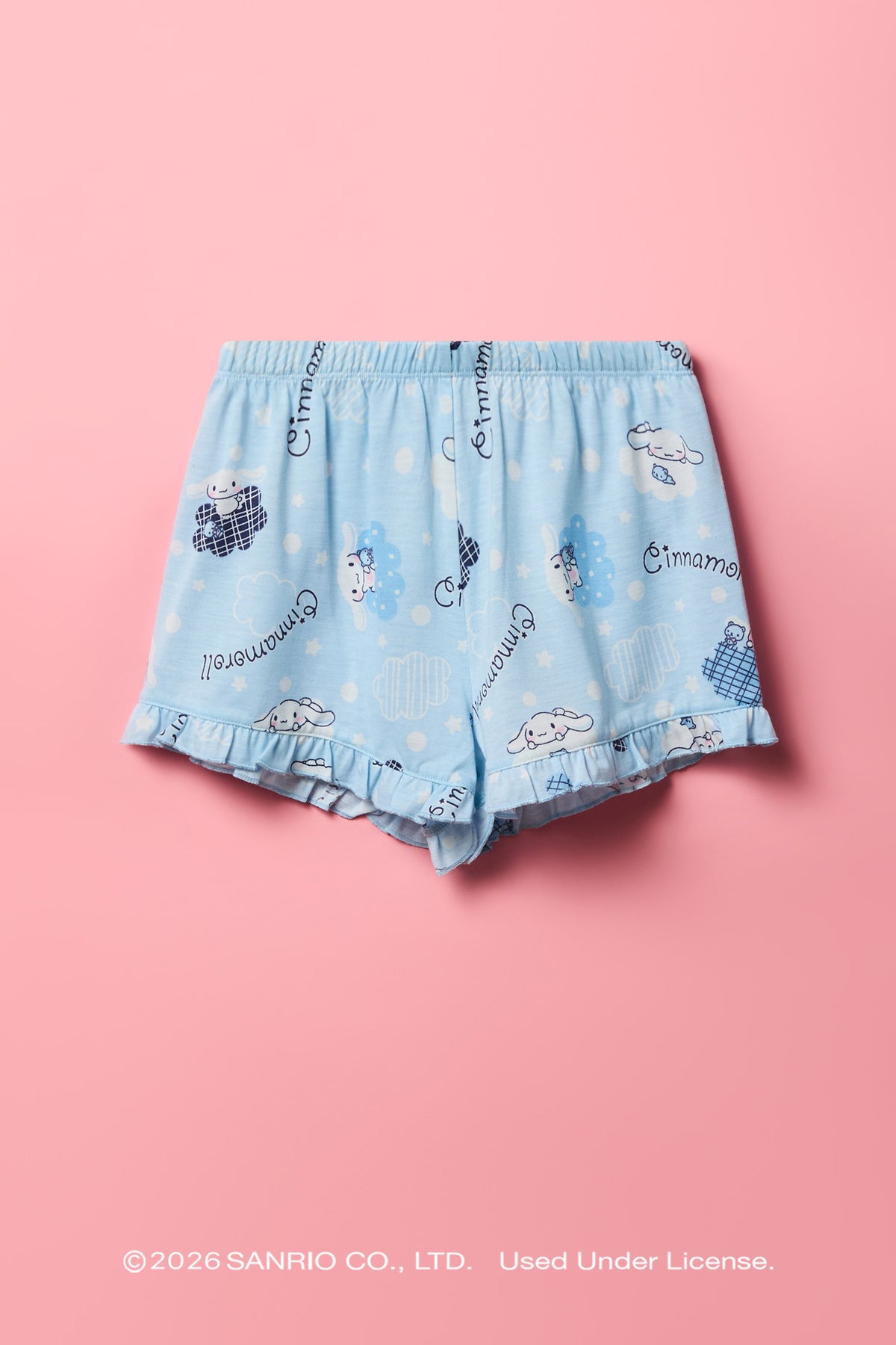 Vue alternative 4. Ensemble pyjama avec haut boutonné à imprimé Cinnamoroll™ et short pour fille