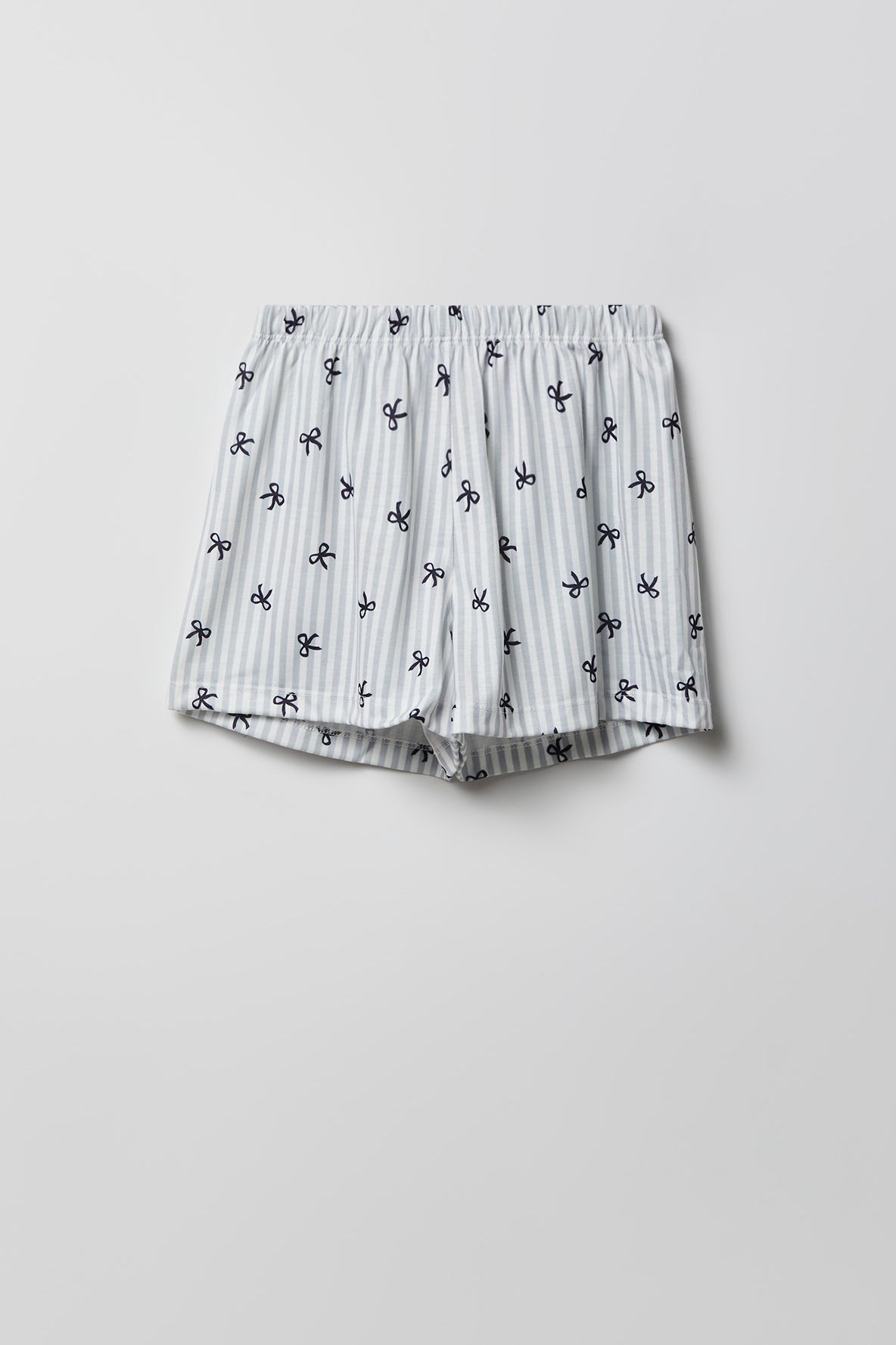 Alt View 4. Girls Boxy T-Shirt & Short Pajama Set - White