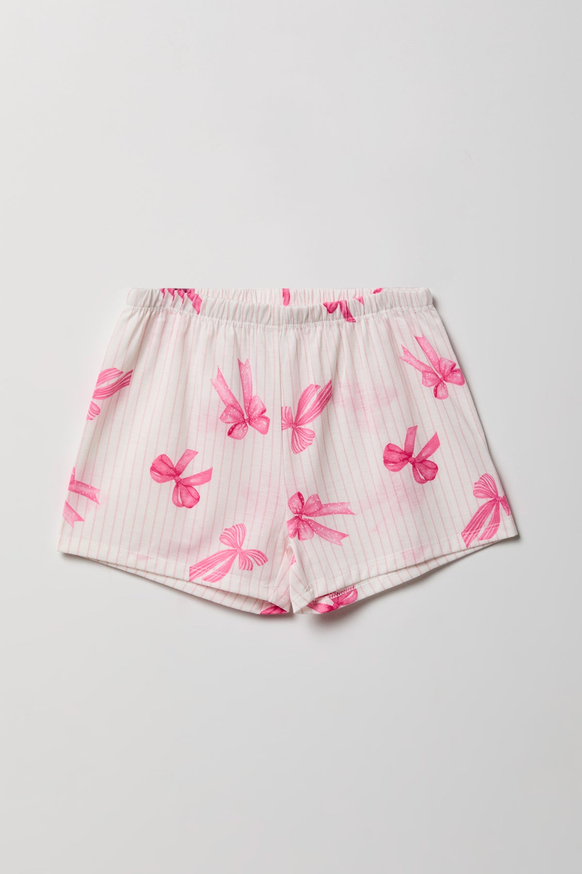 Vue alternative 4. Ensemble pyjama avec haut boutonné et short pour fille