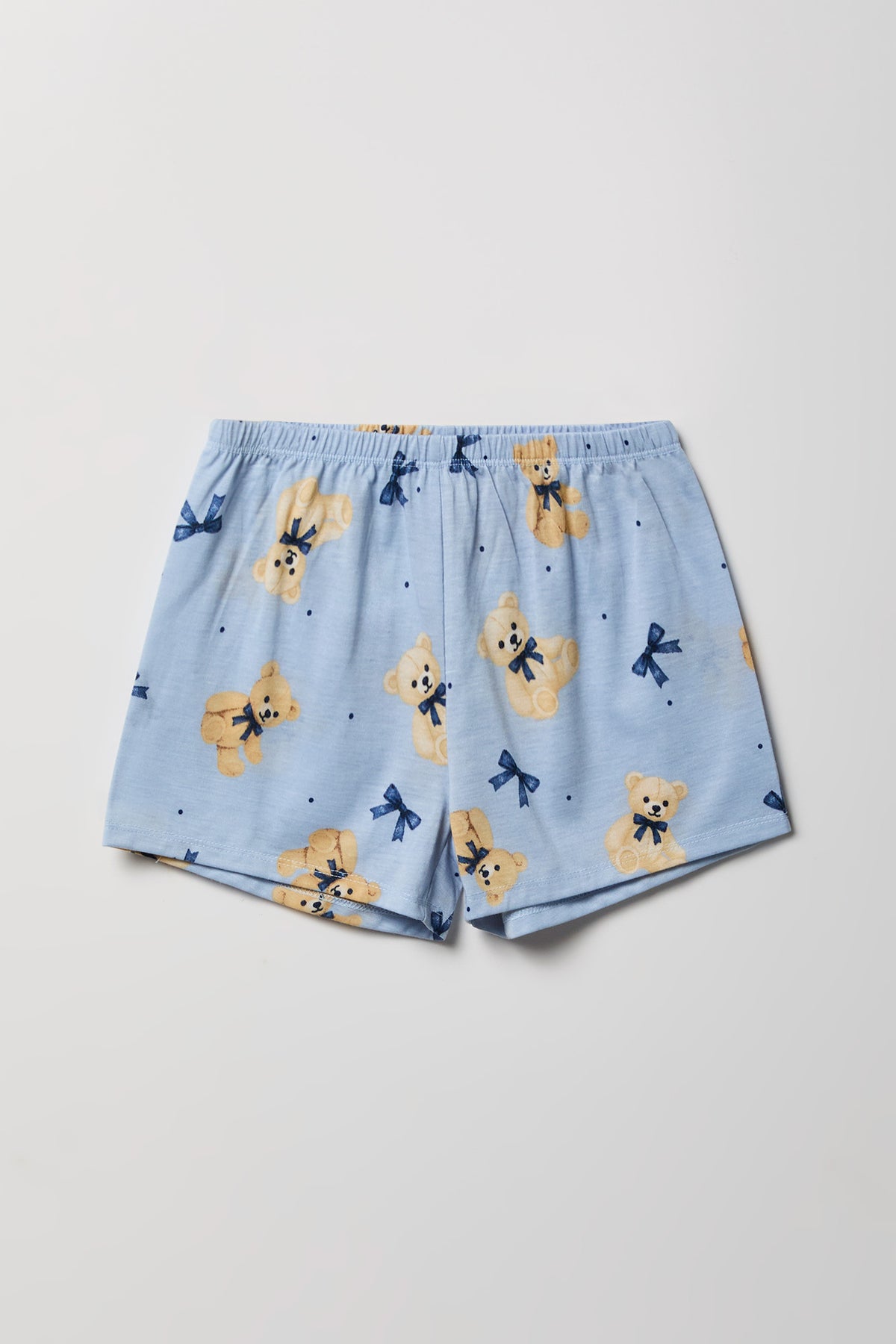 Vue alternative 4. Ensemble pyjama avec haut boutonné et short pour fille