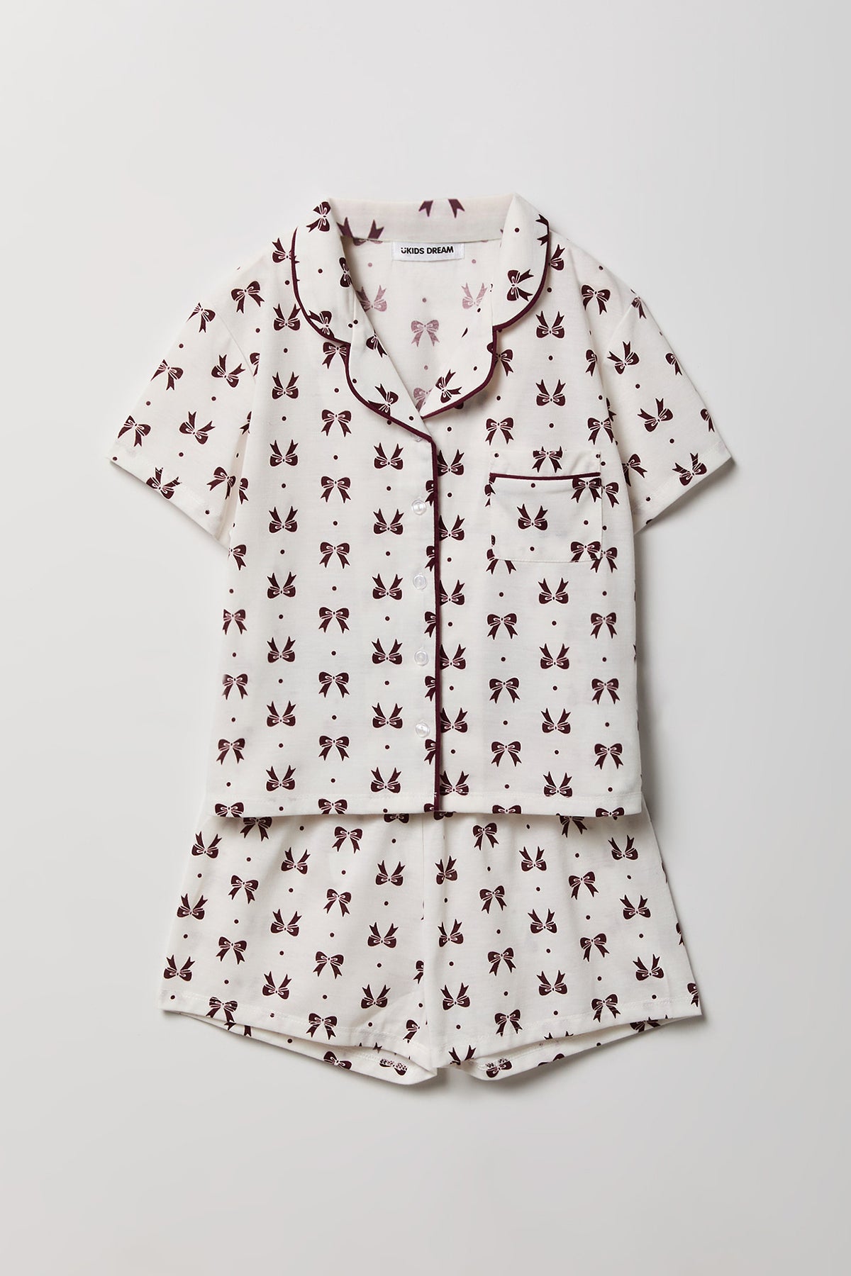 Ensemble pyjama avec haut boutonné et short pour fille