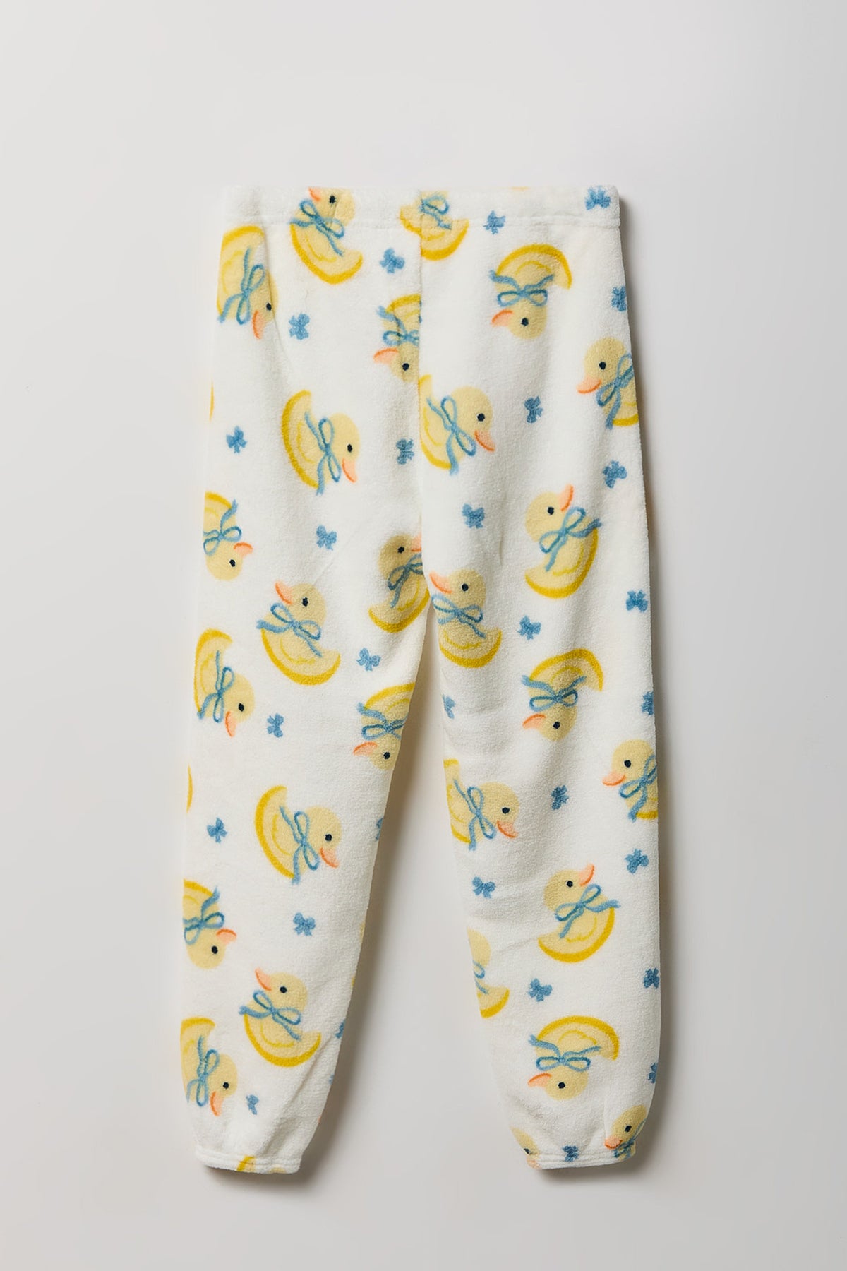 Alt View 5. Girls Graphic T-Shirt & Plush Pant Pajama Set - White