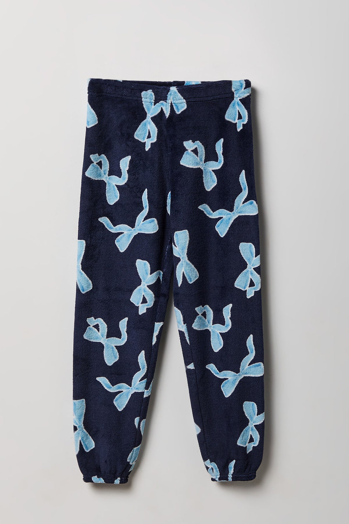Vue alternative 4. Ensemble pyjama avec t-shirt imprimé et pantalon en peluche pour fille