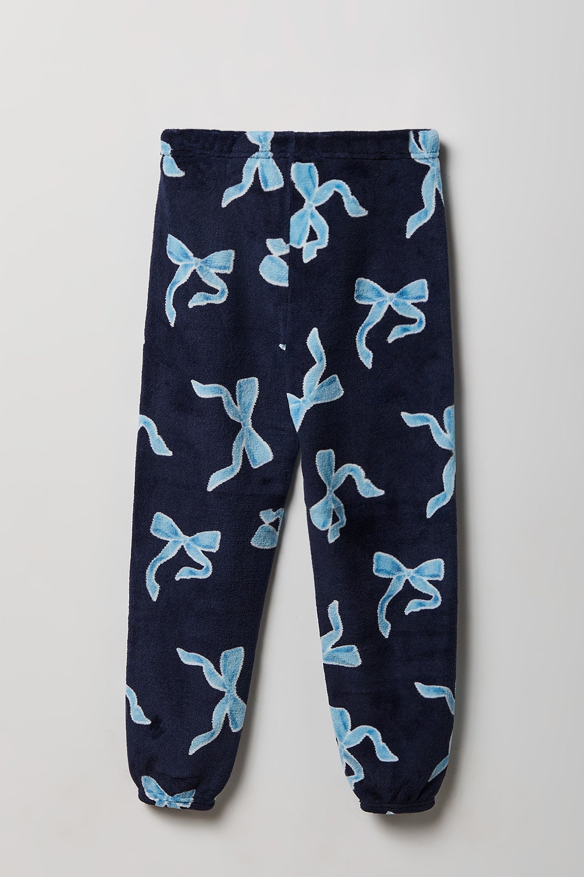 Vue alternative 5. Ensemble pyjama avec t-shirt imprimé et pantalon en peluche pour fille