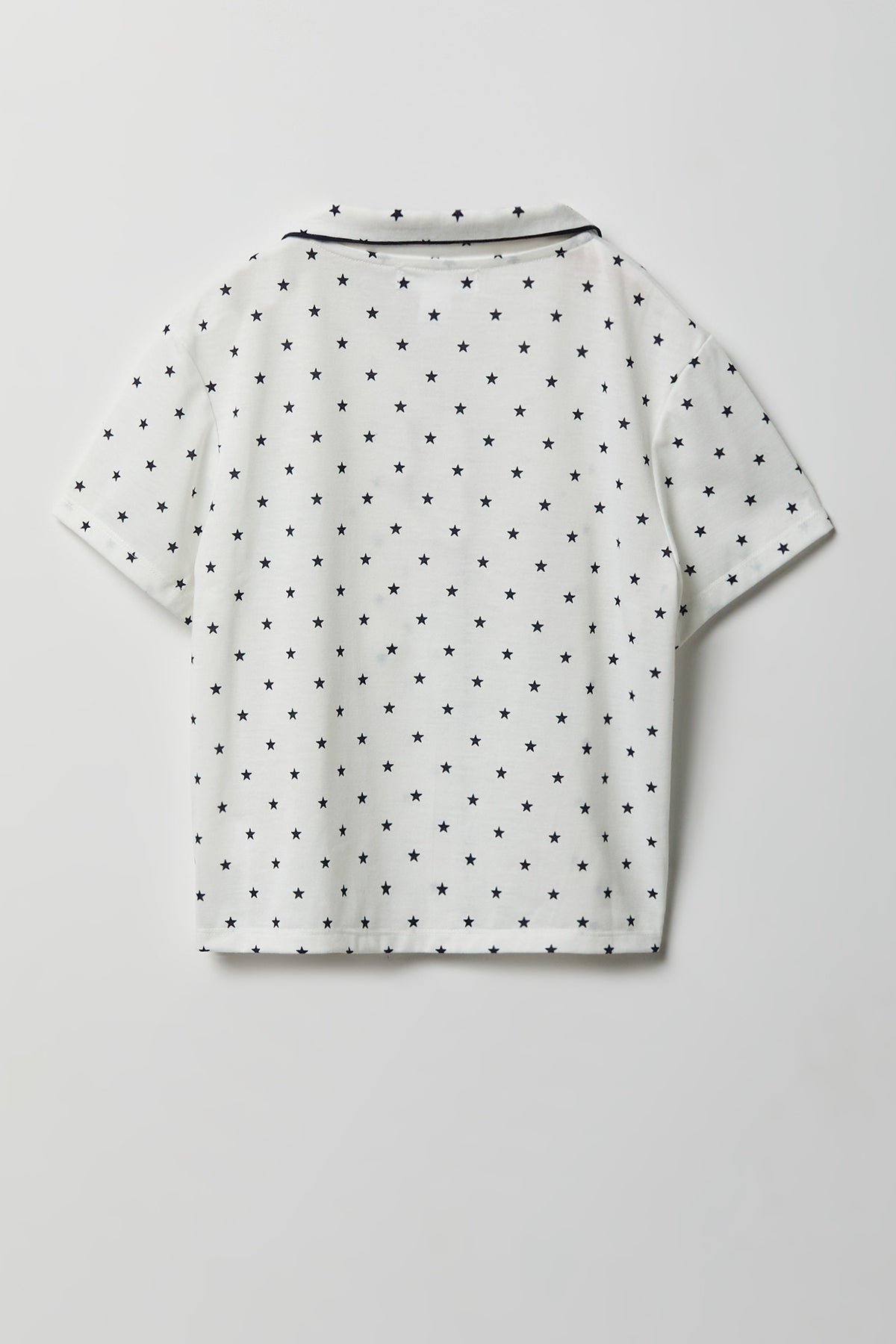 Vue alternative 3. Ensemble pyjama avec haut boutonné et short pour fille