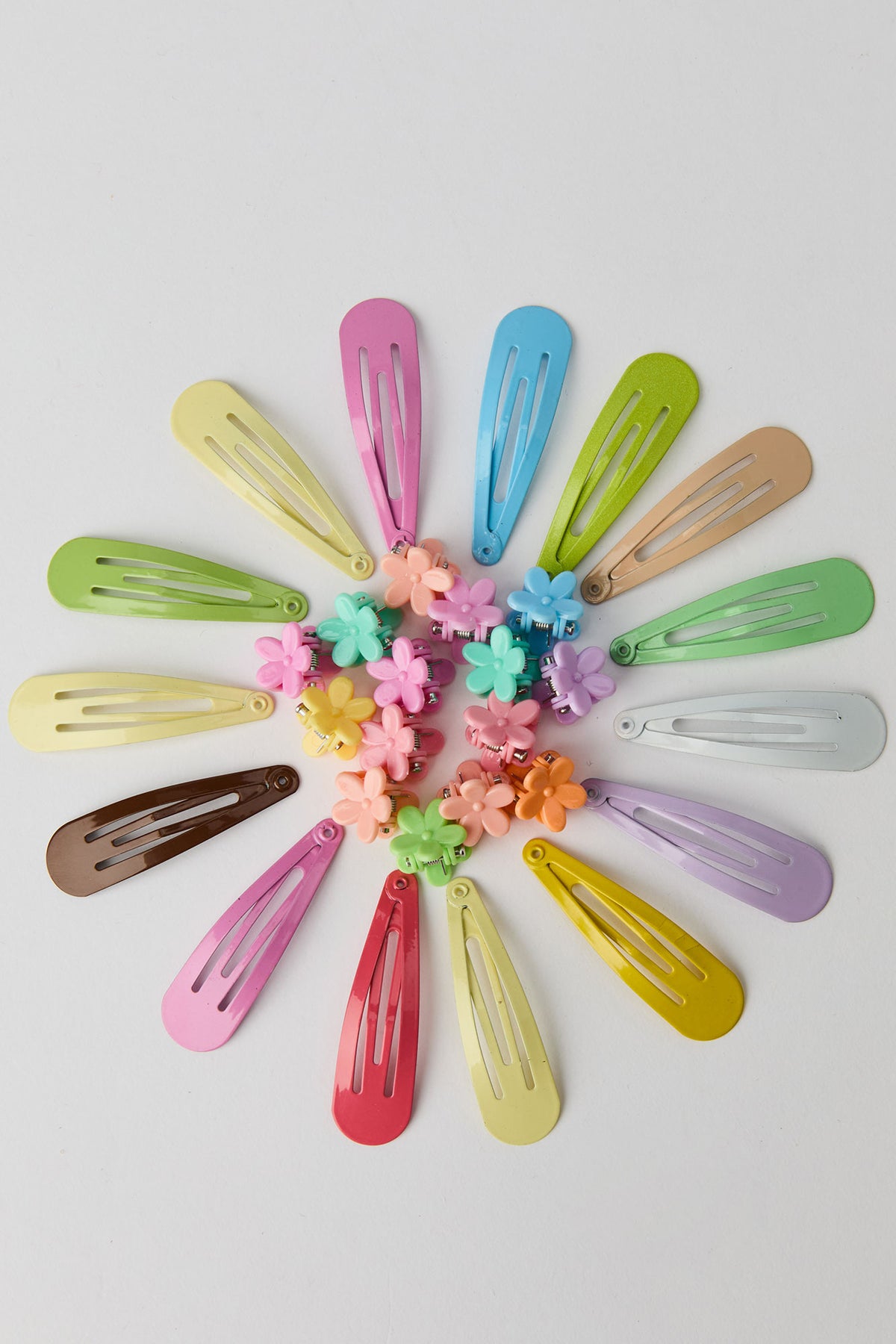 Alt View 2. Kids Mega Hair Styling Kit - Multi