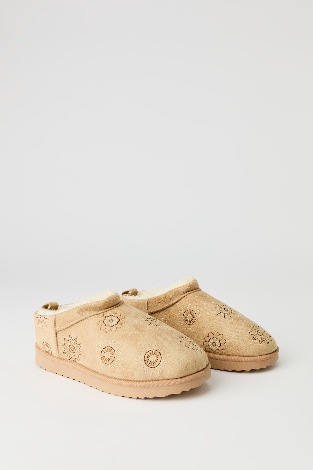 Alt View 2. Girls Flower Slipper Boots - Natural