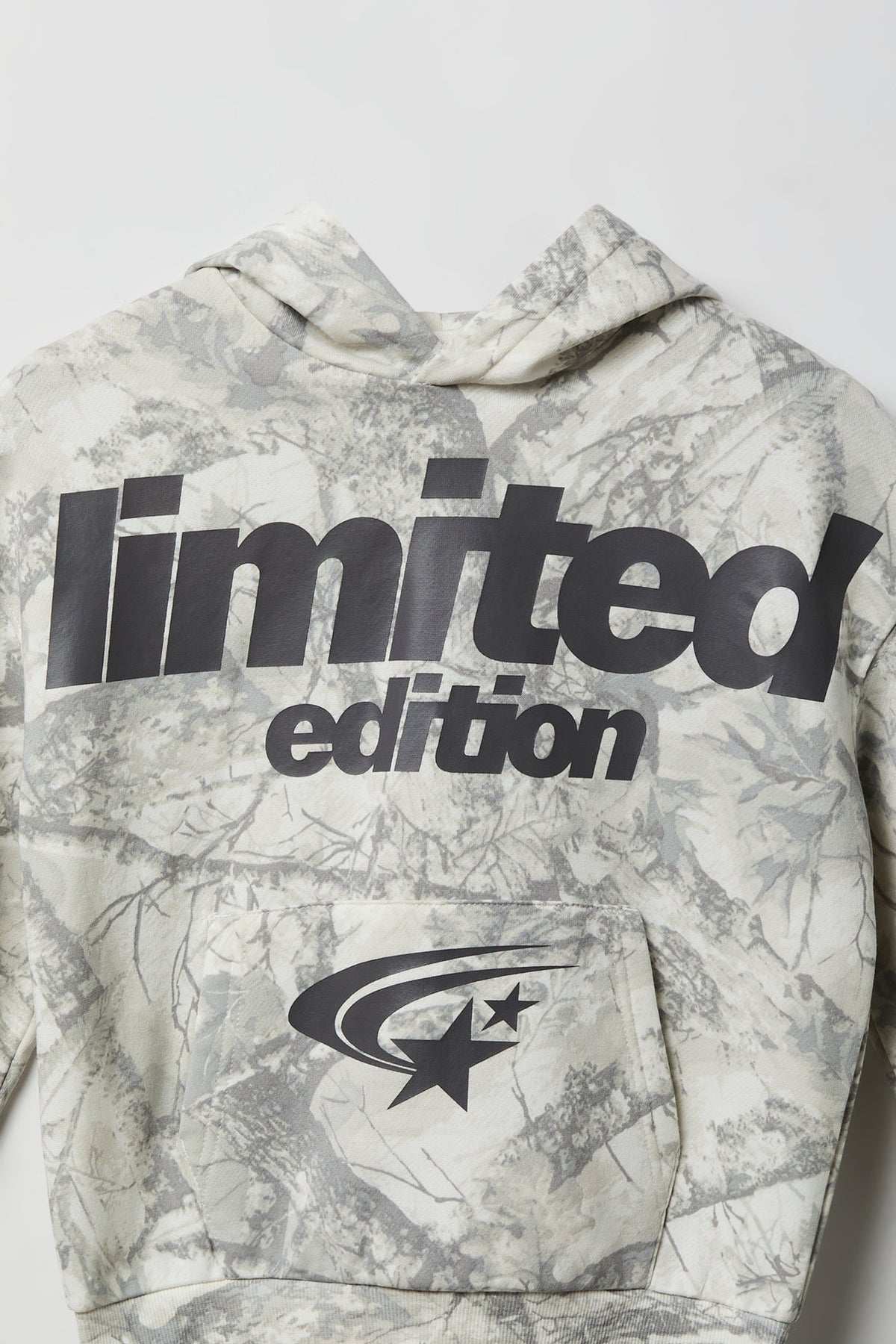 Alt View 3. Kids Fleece Graphic Hoodie - Camouflage