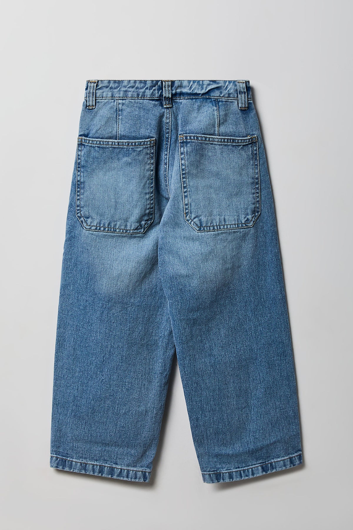 Vue alternative 2. Jean baggy pour garçon