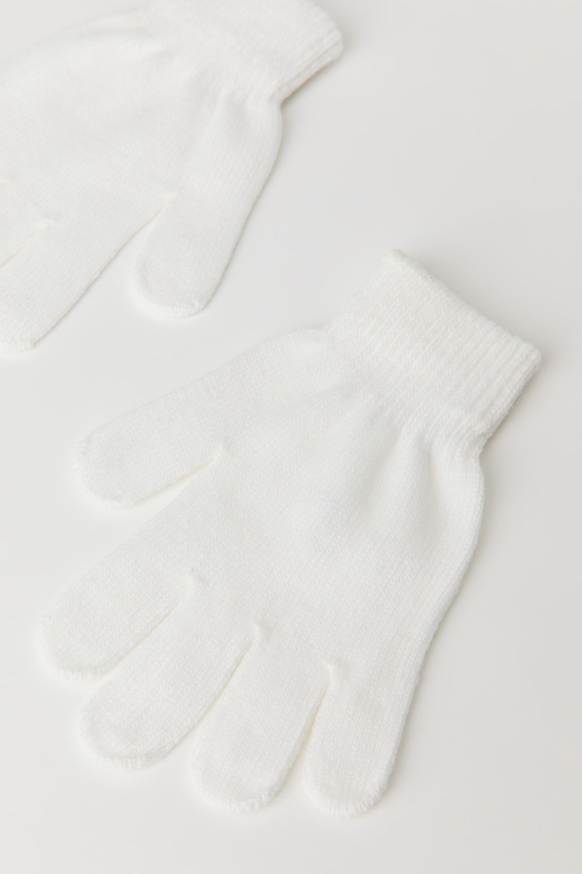 Alt View 3. Kids Original Hat & Glove Set - Cream
