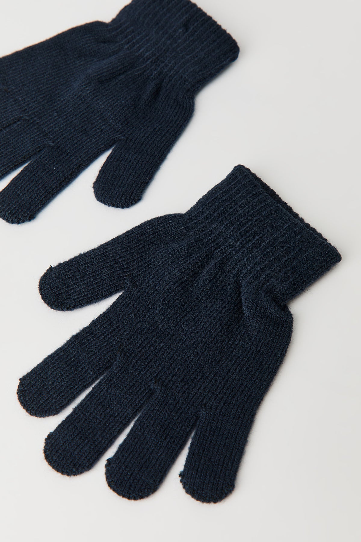 Alt View 3. Kids Original Hat & Glove Set - Navy